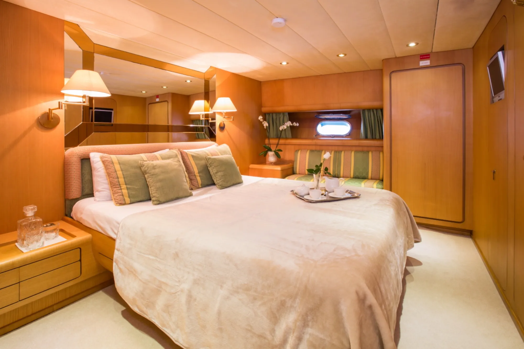Ace Six 27m Canados motor yacht charter Mediterranean photo 17