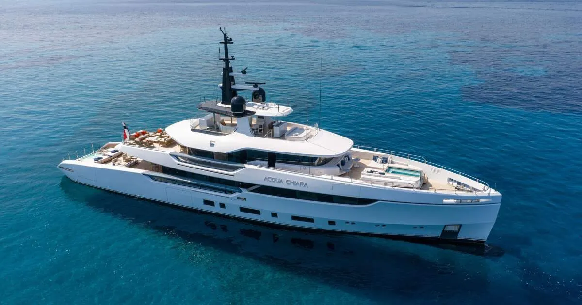 Acqua Chiara 47m Columbus Yachts motor yacht charter Mediterranean photo 07