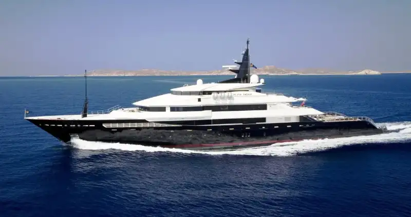 Alfa Nero 81.27m Oceanco motor yacht charter Mediterranean photo 01