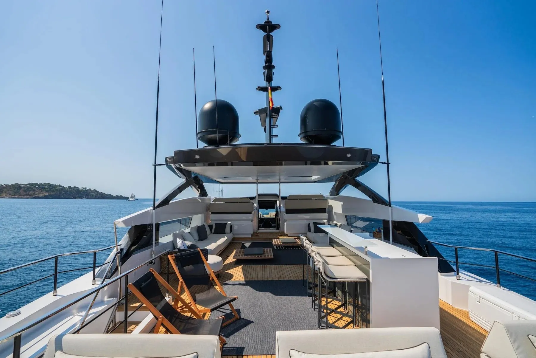 Alvium 33m Custom Line motor yacht charter Ibiza photo 20