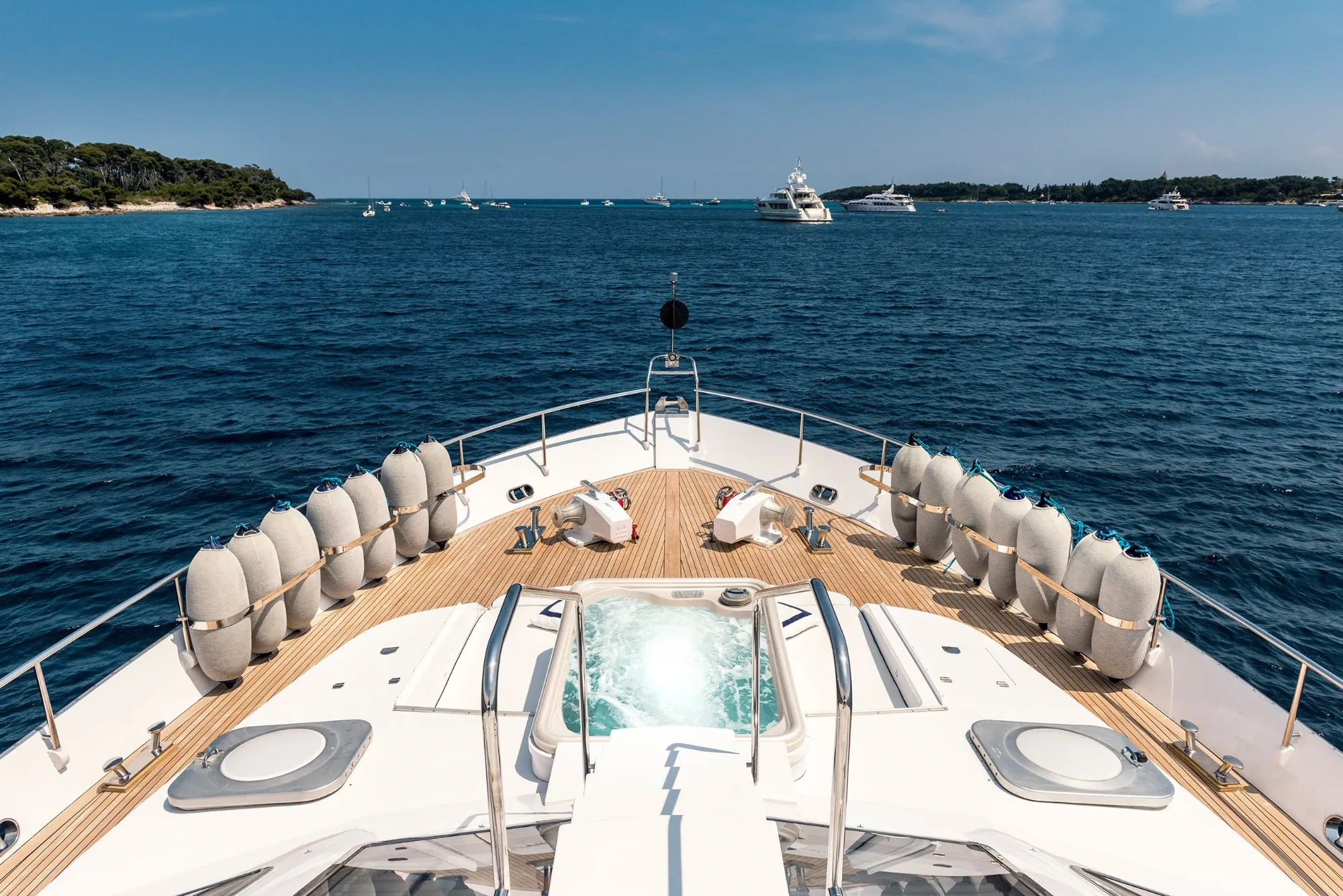 Antisan 33m Spertini Alalunga motor yacht charter French Riviera photo 07
