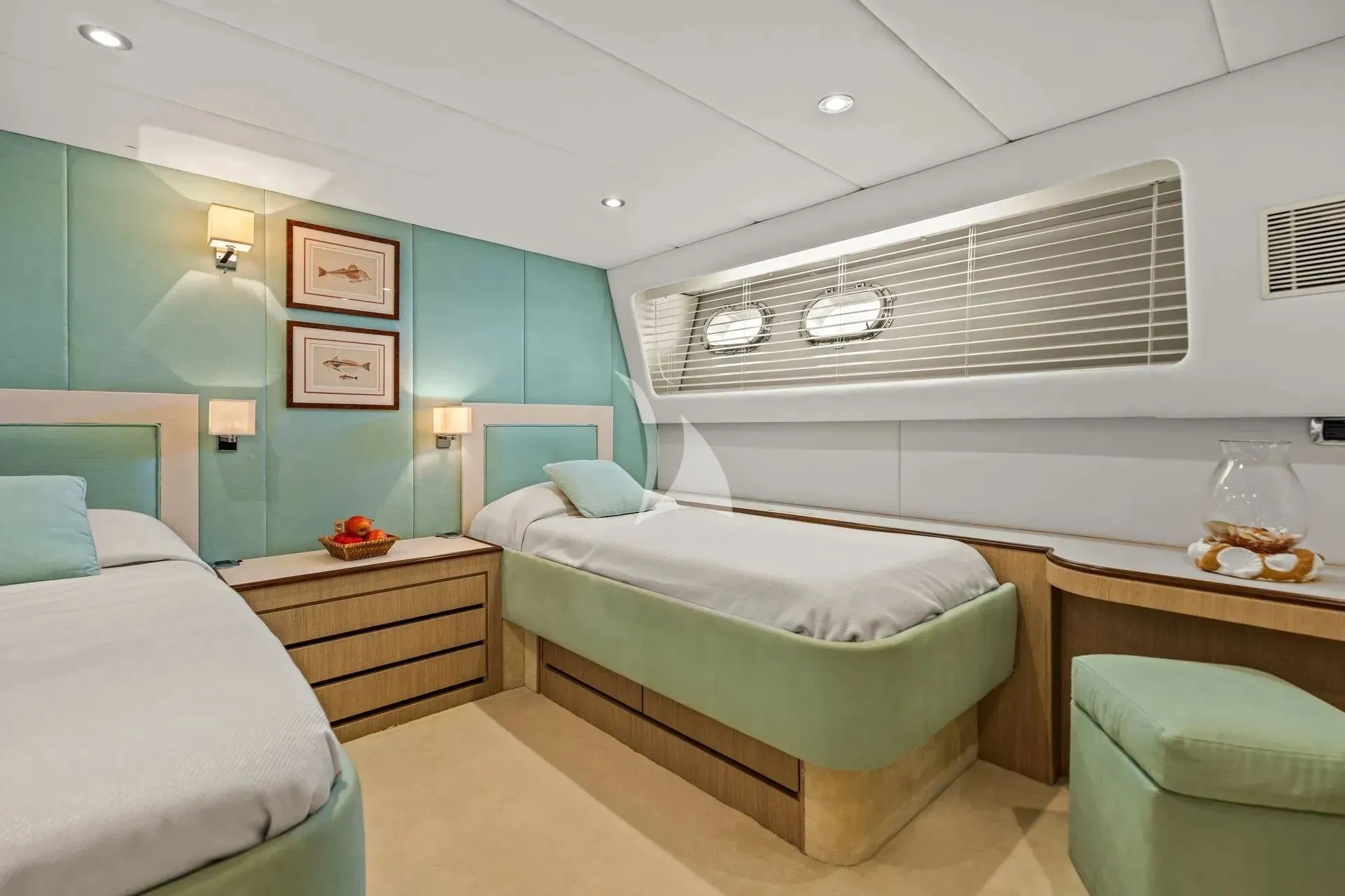 Antisan 33m Spertini Alalunga motor yacht charter French Riviera photo 19