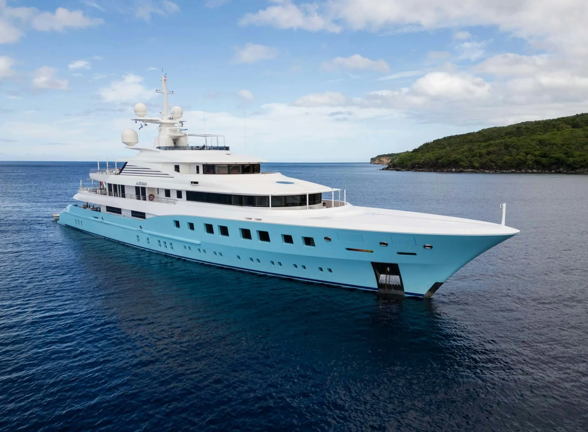 Axioma 72m Dunya Yachts motor yacht charter Mediterranean photo 03