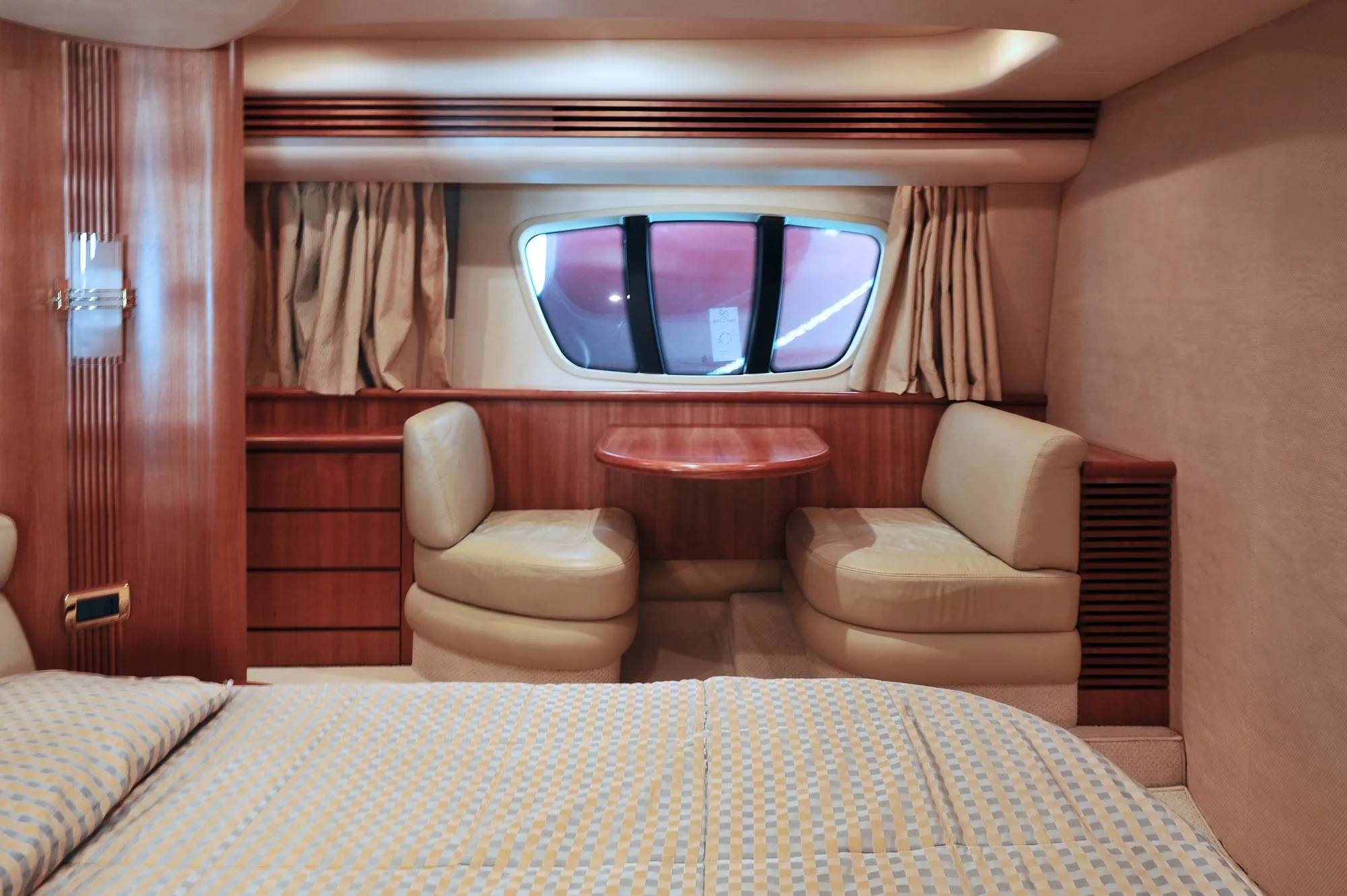 Azucena Mare 21.6m Azimut motor yacht charter Mallorca photo 12