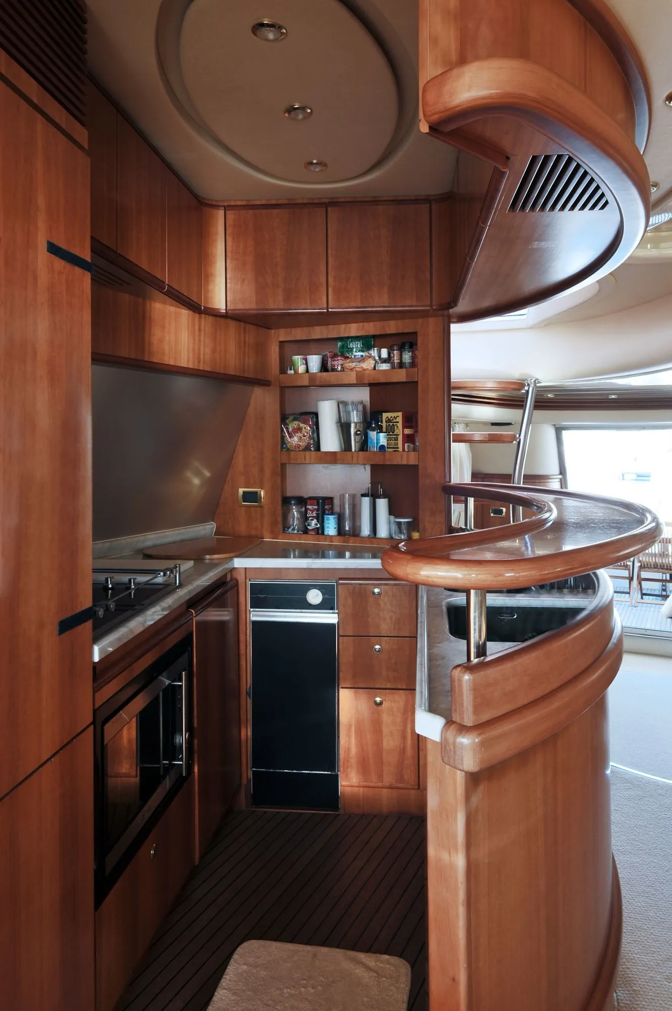 Azucena Mare 21.6m Azimut motor yacht charter Mallorca photo 17