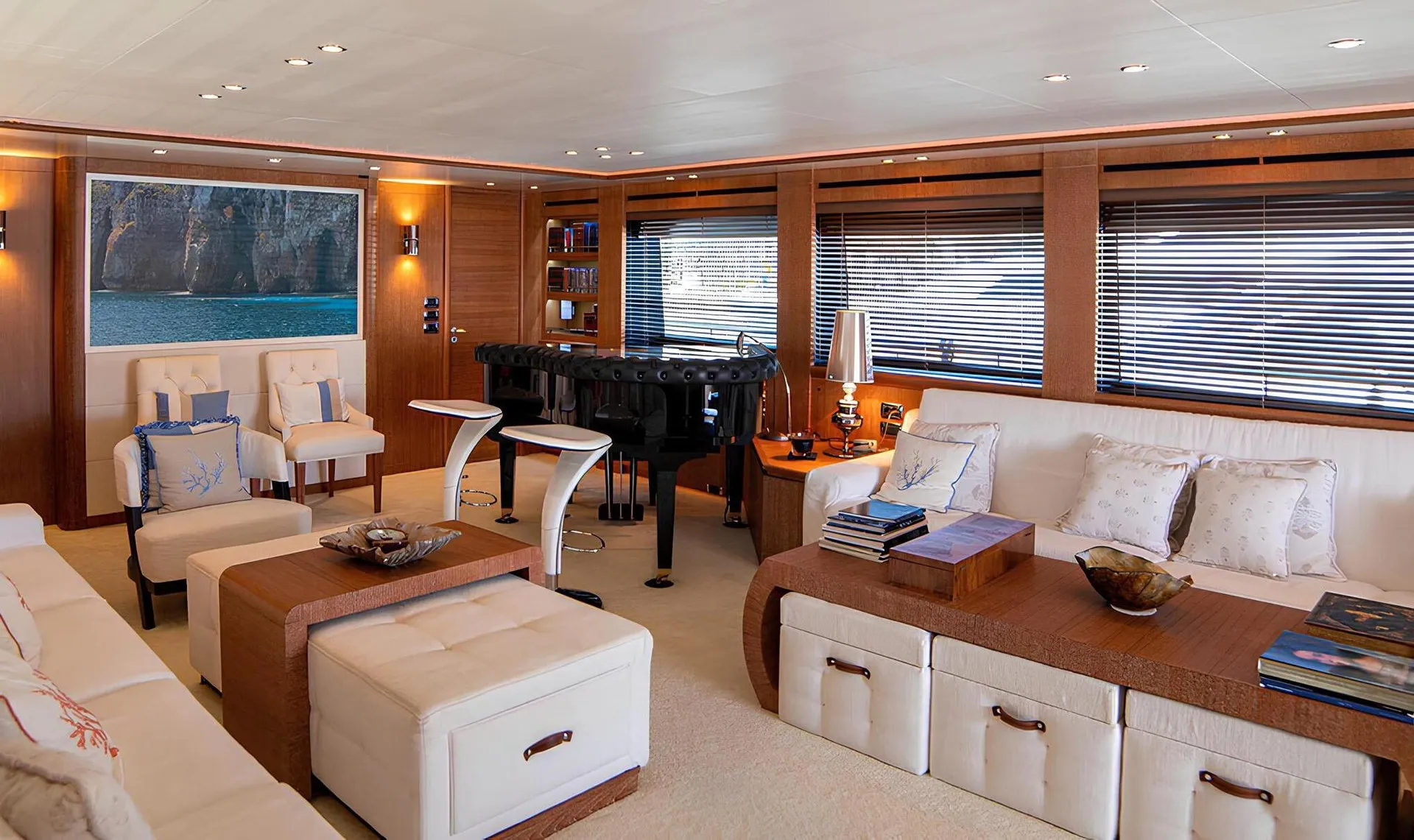 B Two 32.5m Astondoa motor yacht charter Mallorca photo 12