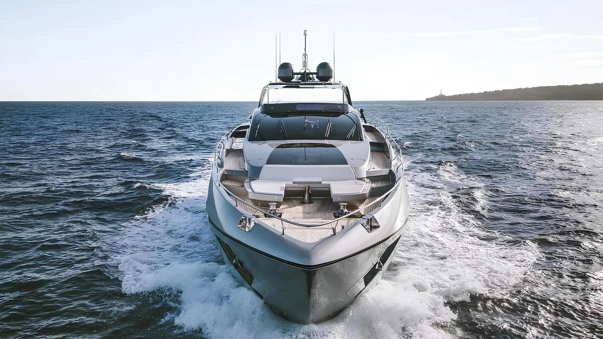 Barracuda III 28.48m Riva motor yacht charter Mallorca photo 05