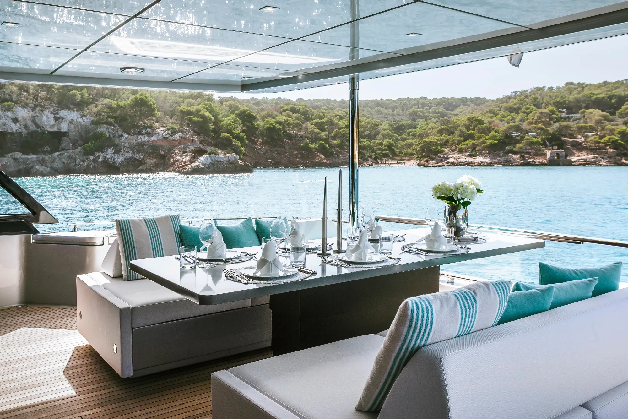 Barracuda III 28.48m Riva motor yacht charter Mallorca photo 10