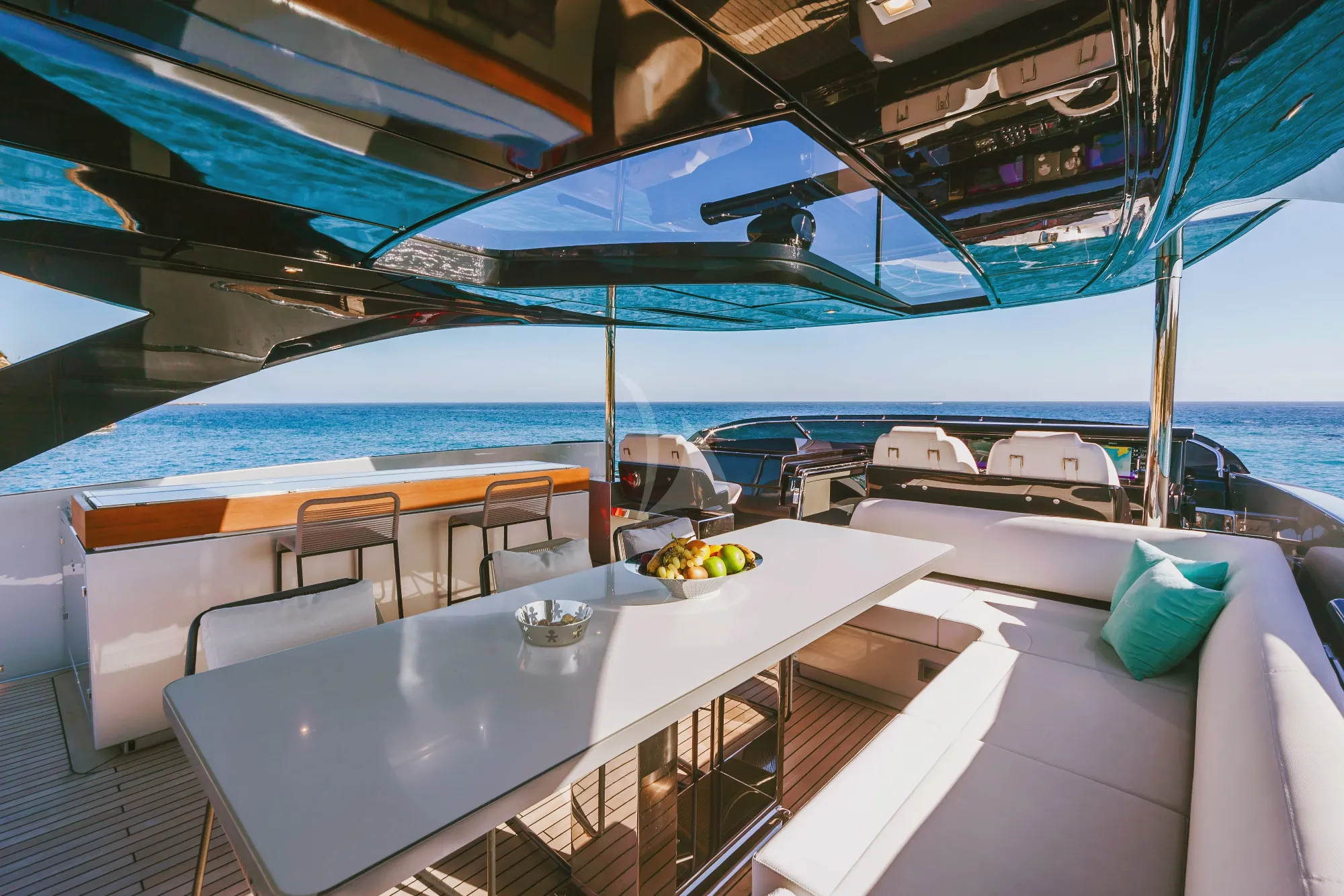 Barracuda III 28.48m Riva motor yacht charter Mallorca photo 12