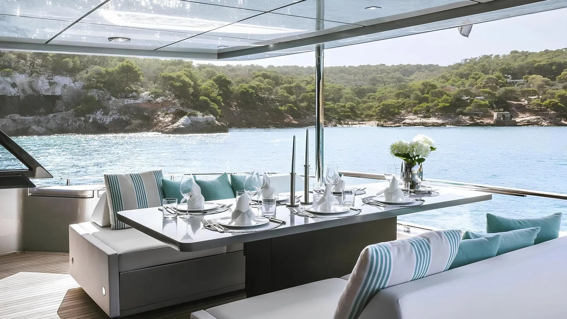 Barracuda III 28.48m Riva motor yacht charter Mallorca photo 20