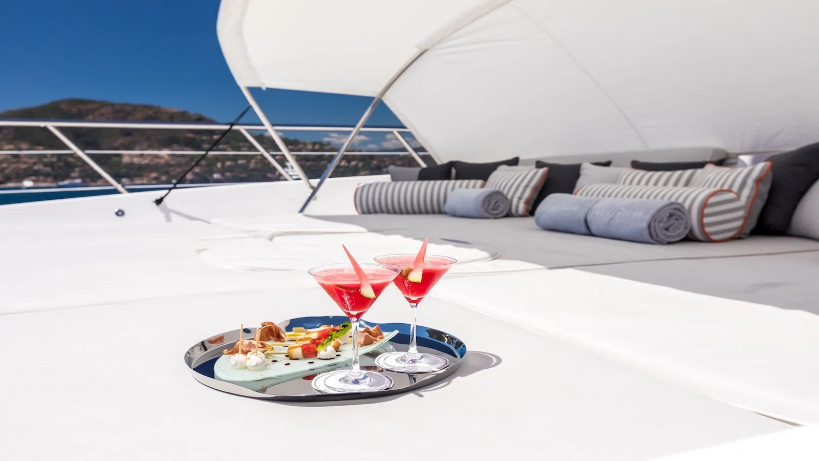 Beachouse 40m Mangusta motor yacht charter French Riviera photo 20