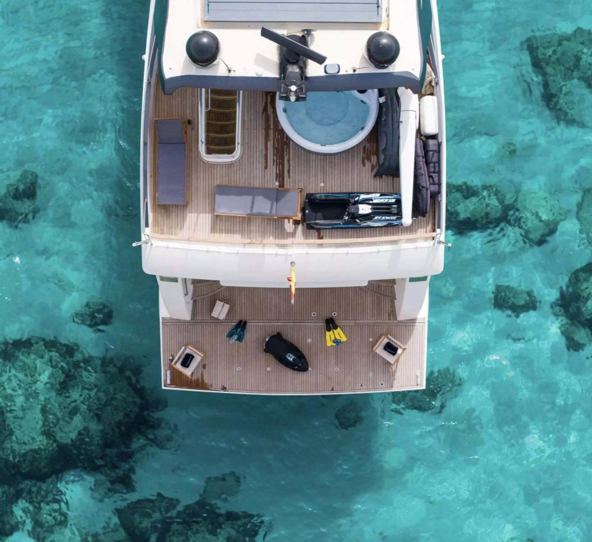 Biscayne 23.8m Astondoa motor yacht charter Ibiza photo 03
