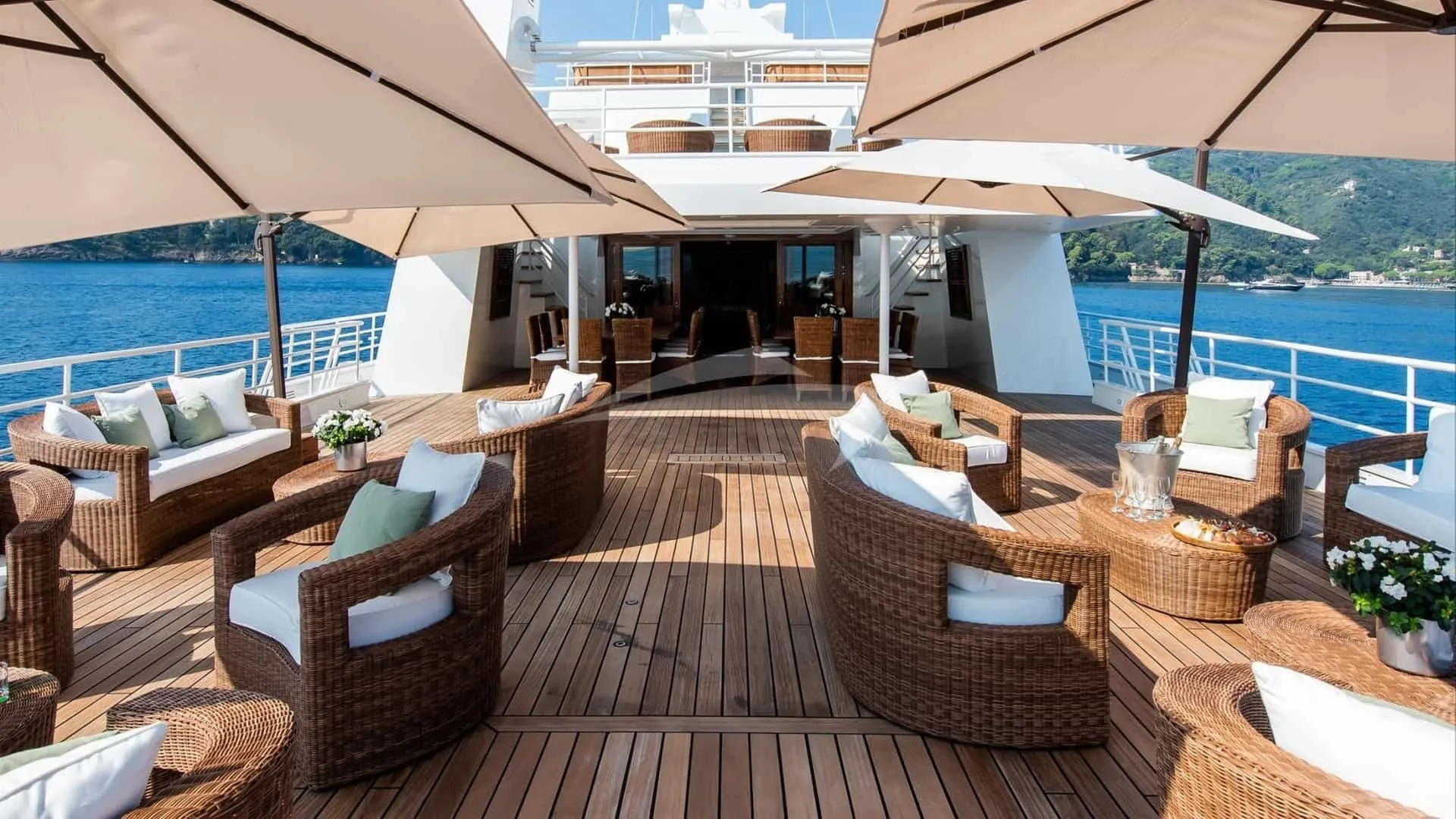 Bleu De Nimes 72.24m Clelands Shipbuilding Co motor yacht charter Mediterranean photo 10