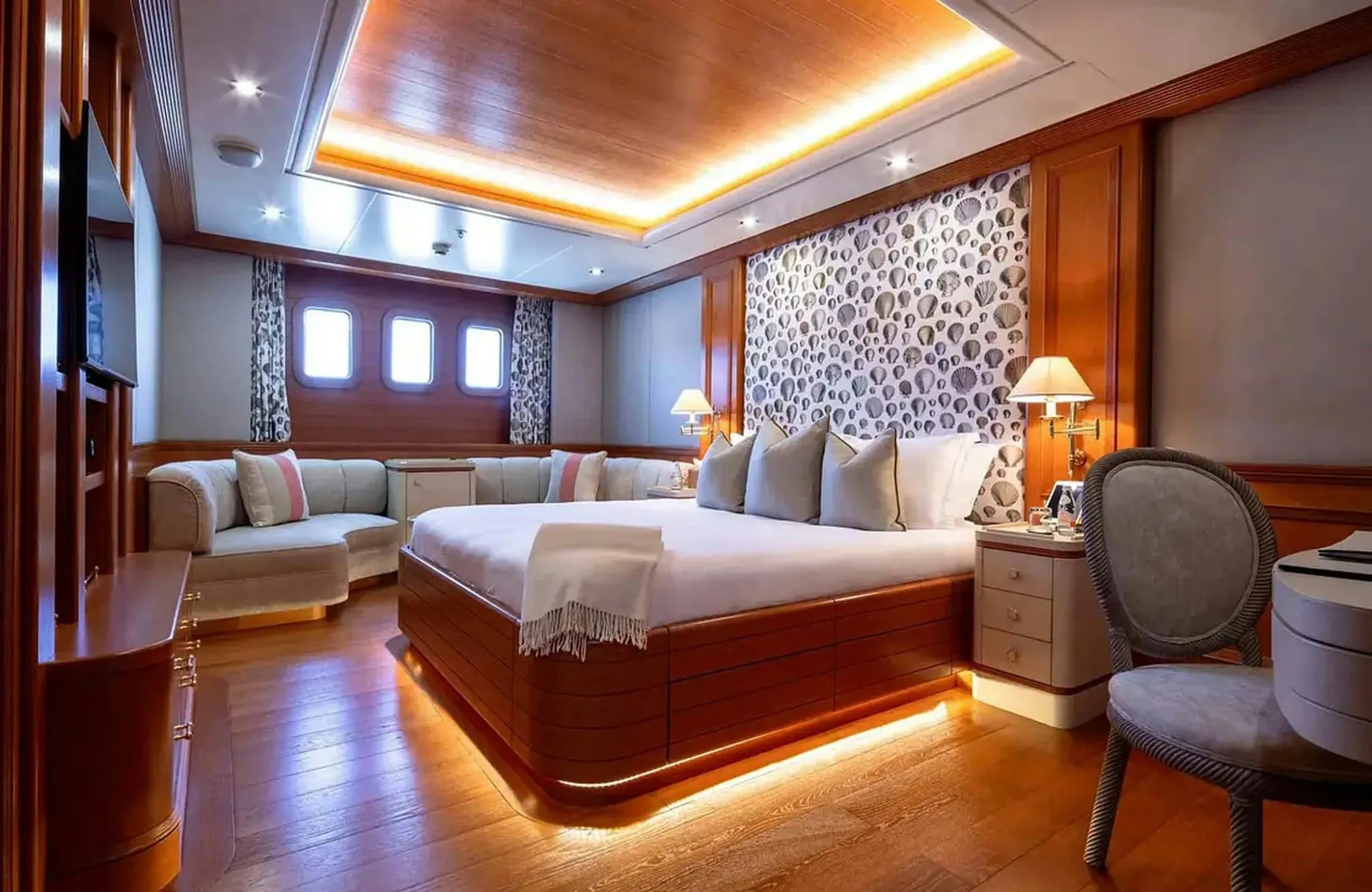 Boadicea 77m Amels motor yacht charter Mediterranean photo 15