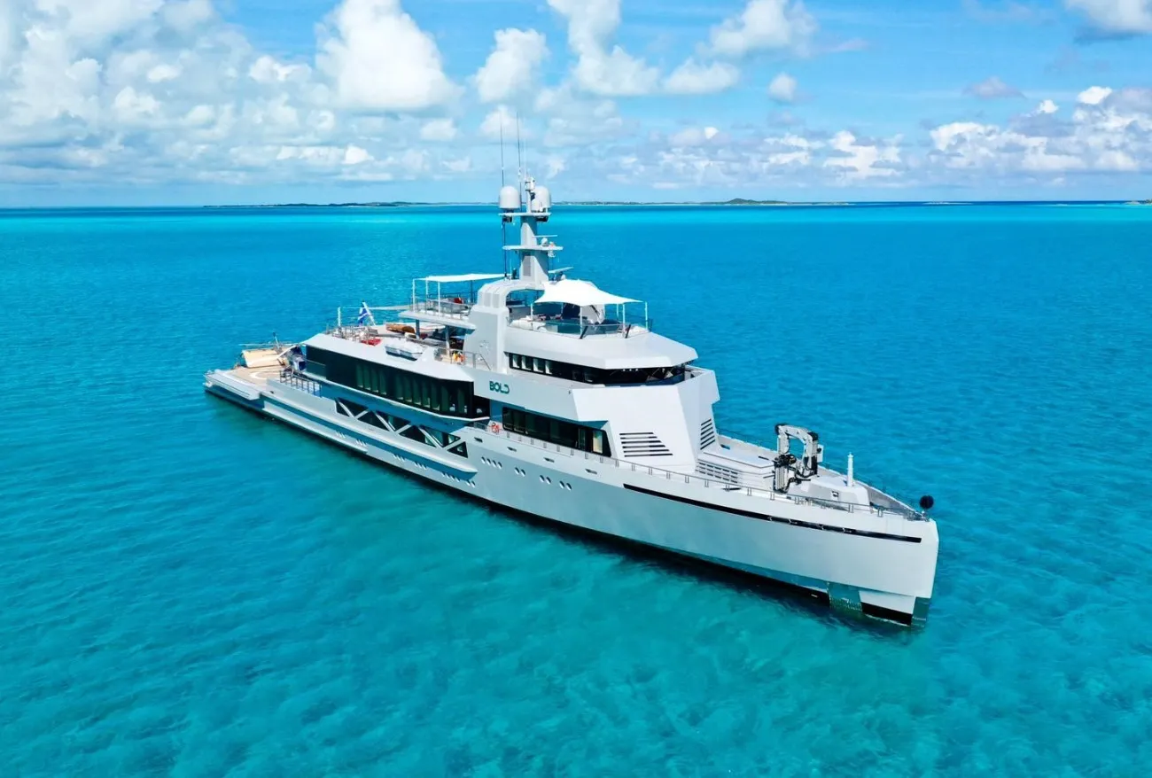 Bold 85.3m SilverYachts motor yacht charter Mediterranean photo 16
