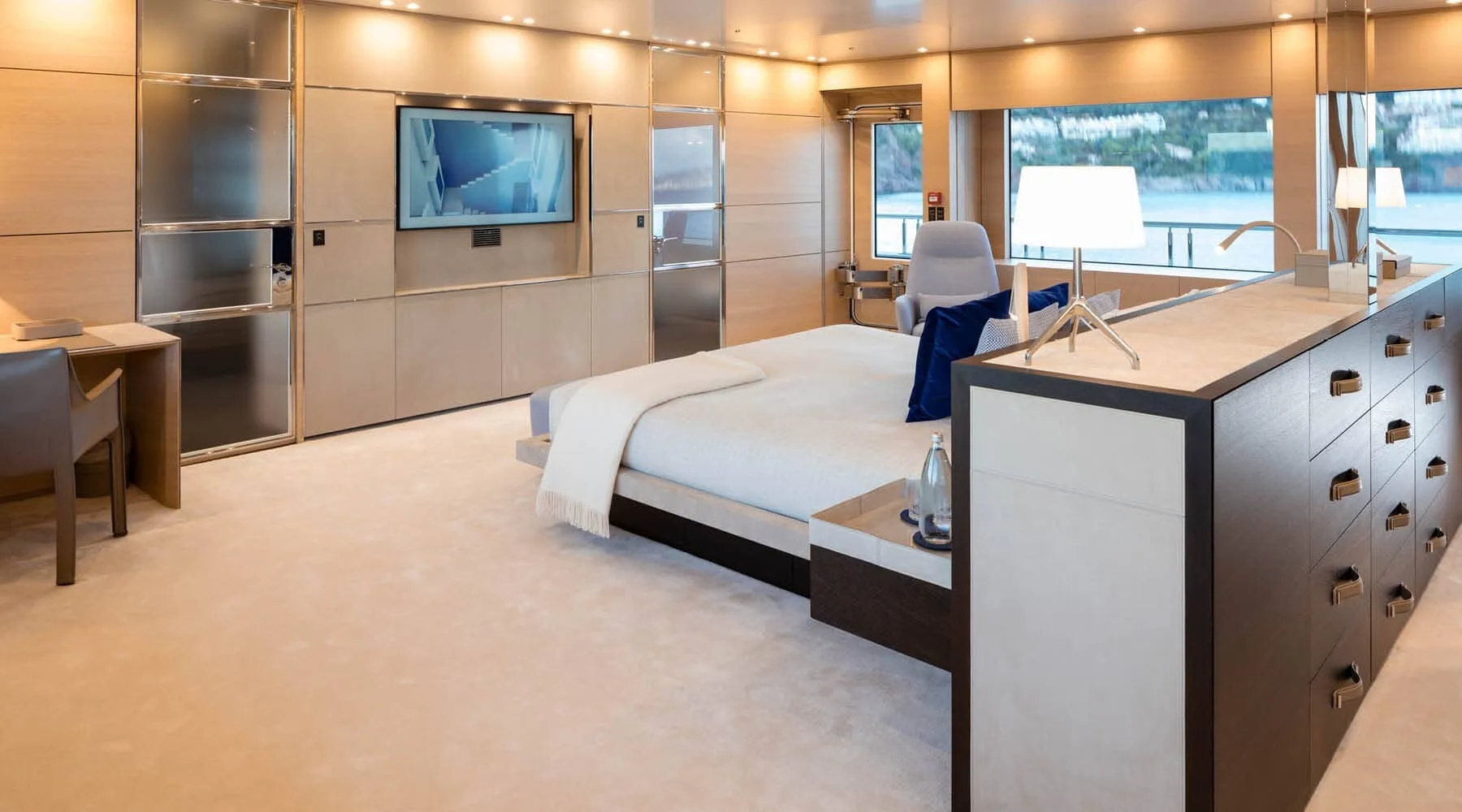 Bold 85.3m SilverYachts motor yacht charter Mediterranean photo 41