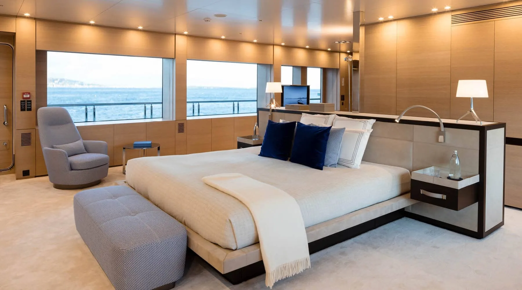 Bold 85.3m SilverYachts motor yacht charter Mediterranean photo 42