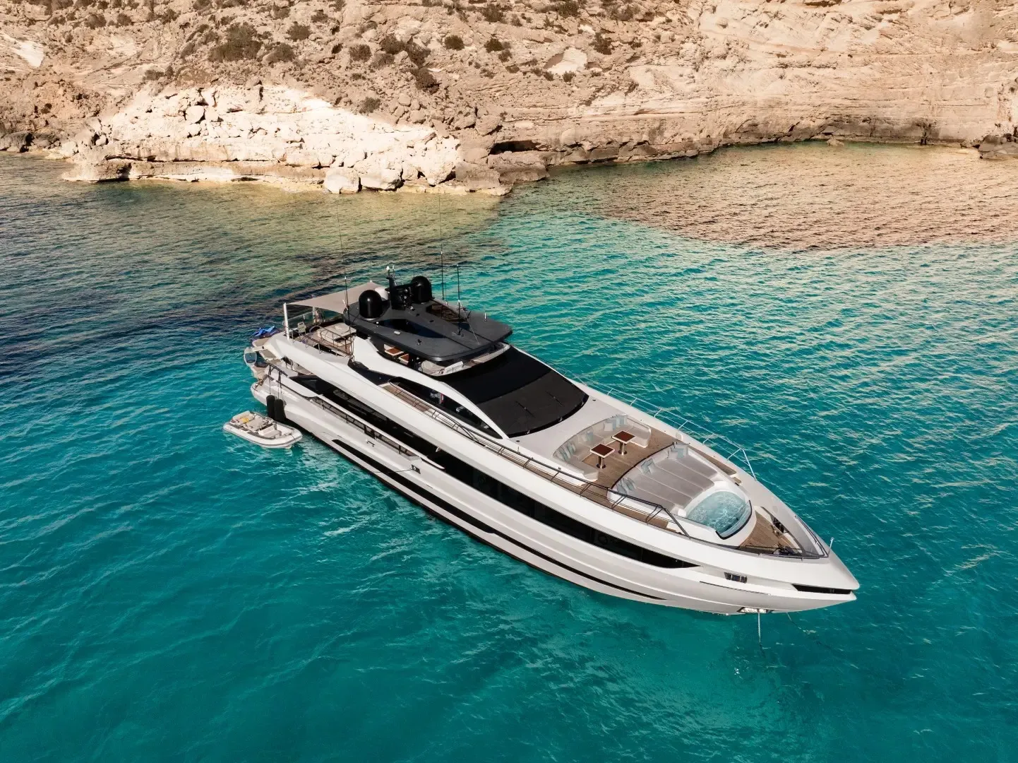 C2 33.3m Mangusta motor yacht charter Ibiza photo 05