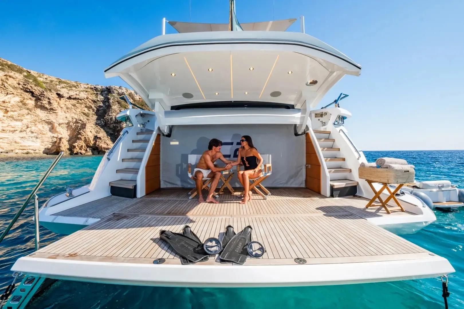 C2 33.3m Mangusta motor yacht charter Ibiza photo 23