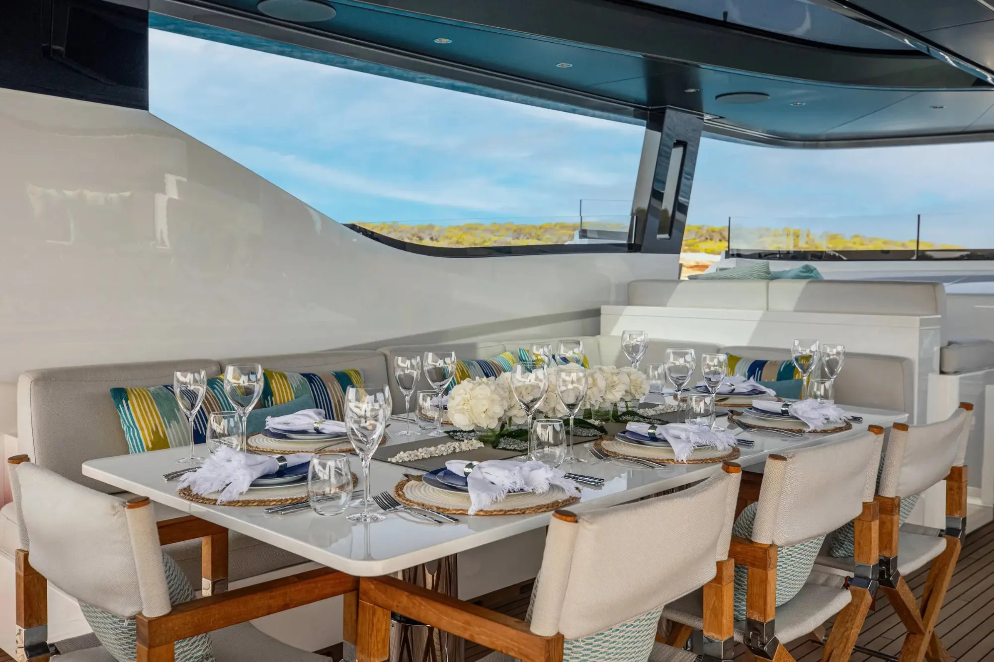 C2 33.3m Mangusta motor yacht charter Ibiza photo 27