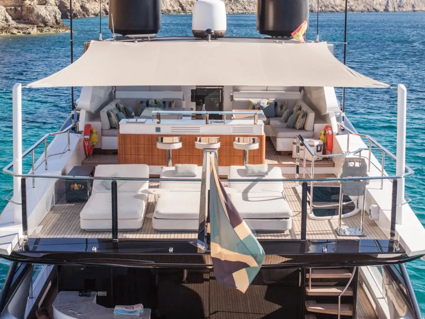 C2 33.3m Mangusta motor yacht charter Ibiza photo 31