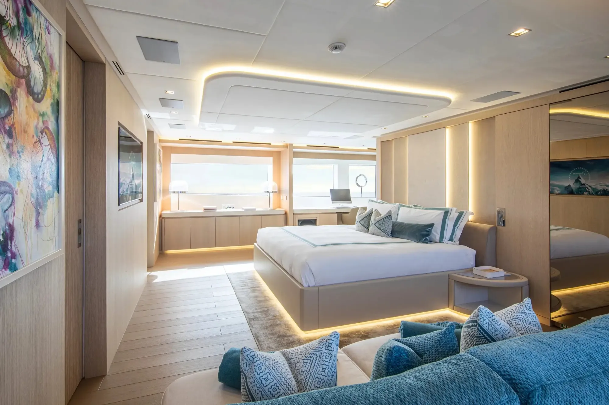 C2 33.3m Mangusta motor yacht charter Ibiza photo 49
