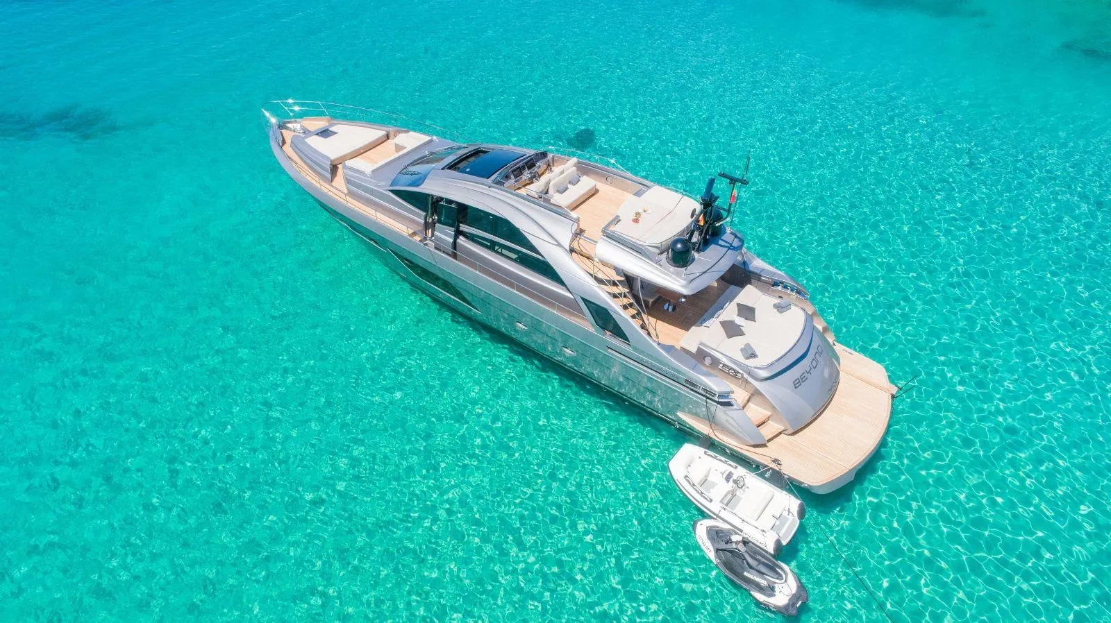 Daypa 25.35m Canados motor yacht charter Ibiza photo 04