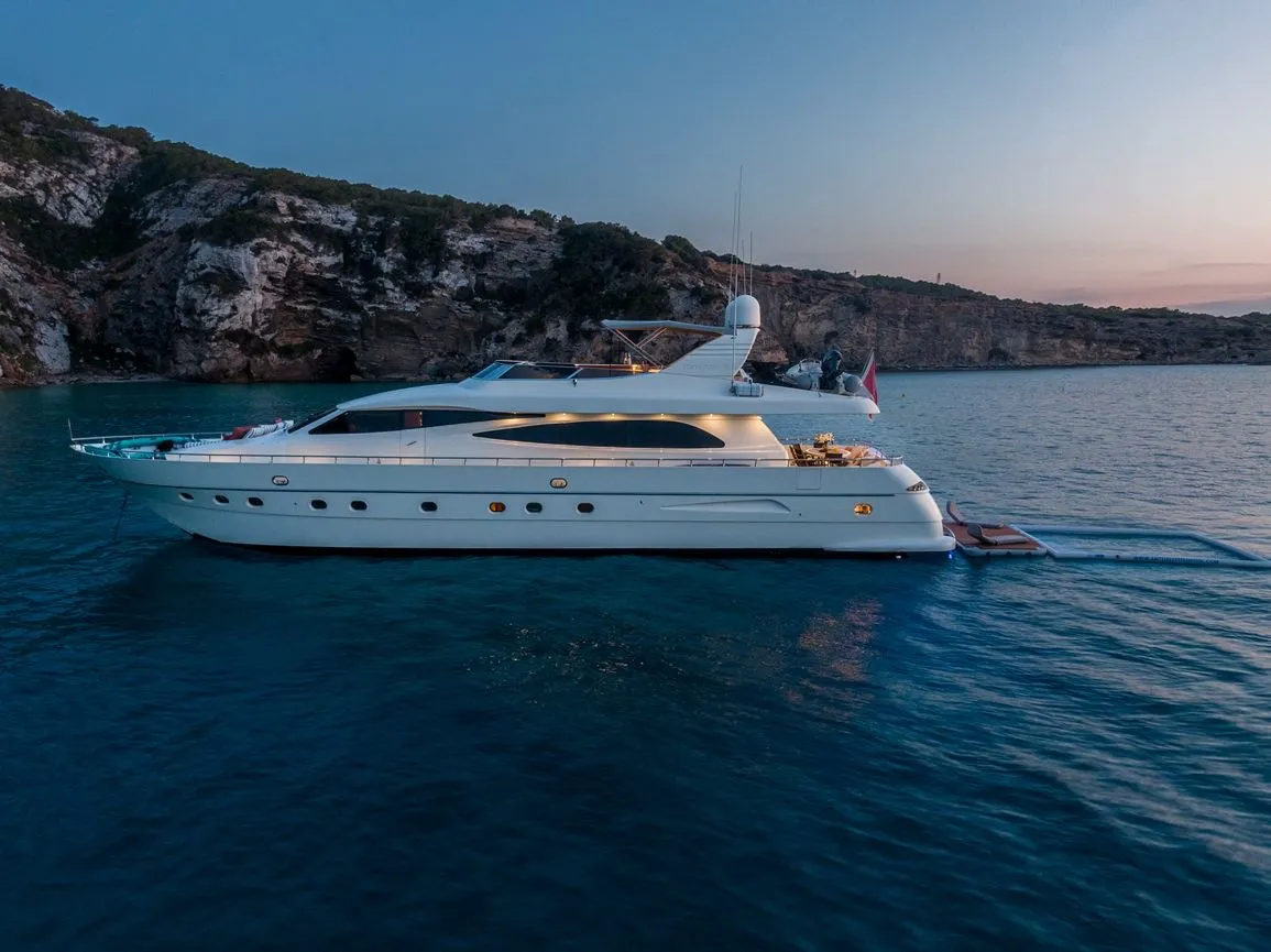 Daypa 25.35m Canados motor yacht charter Ibiza photo 09