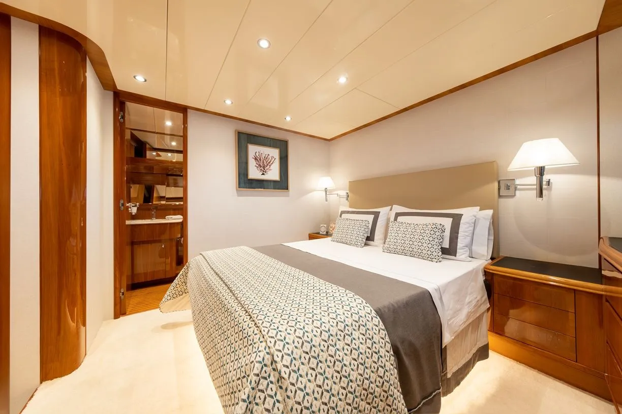 Daypa 25.35m Canados motor yacht charter Ibiza photo 30