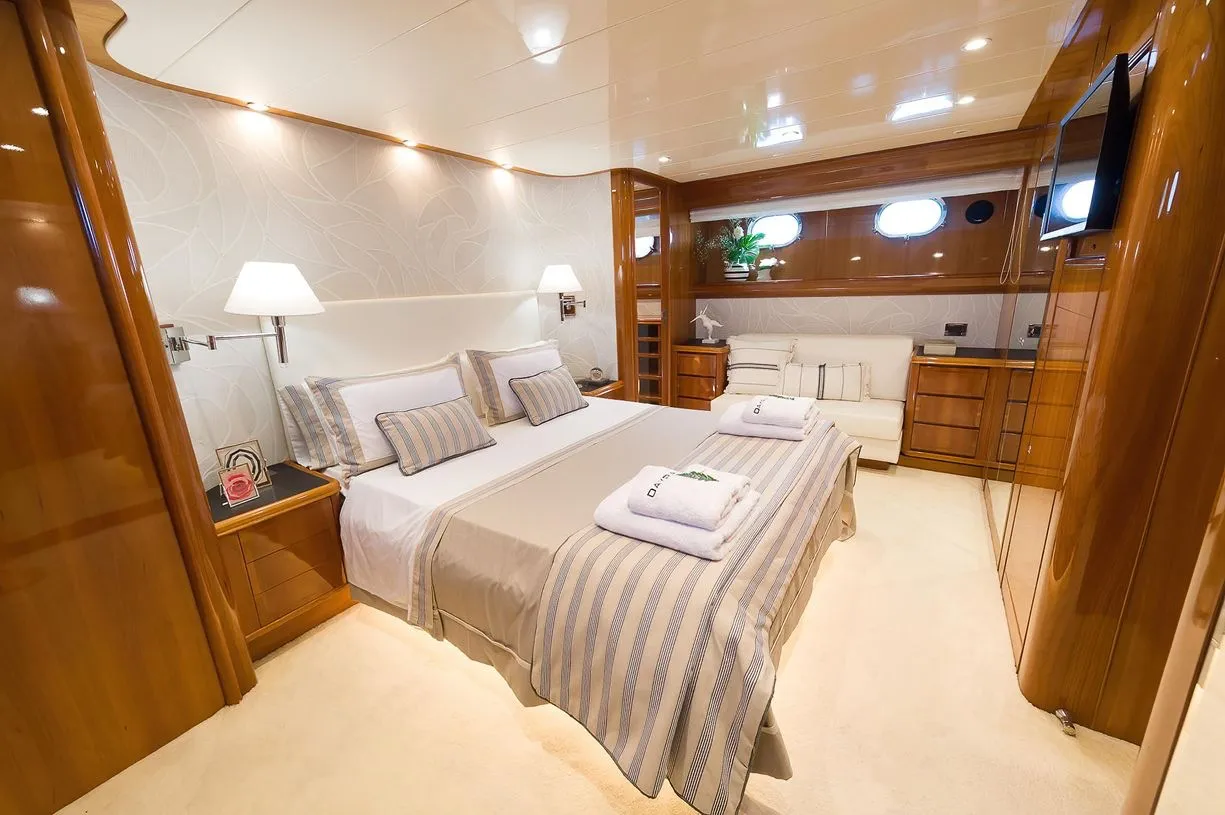 Daypa 25.35m Canados motor yacht charter Ibiza photo 34