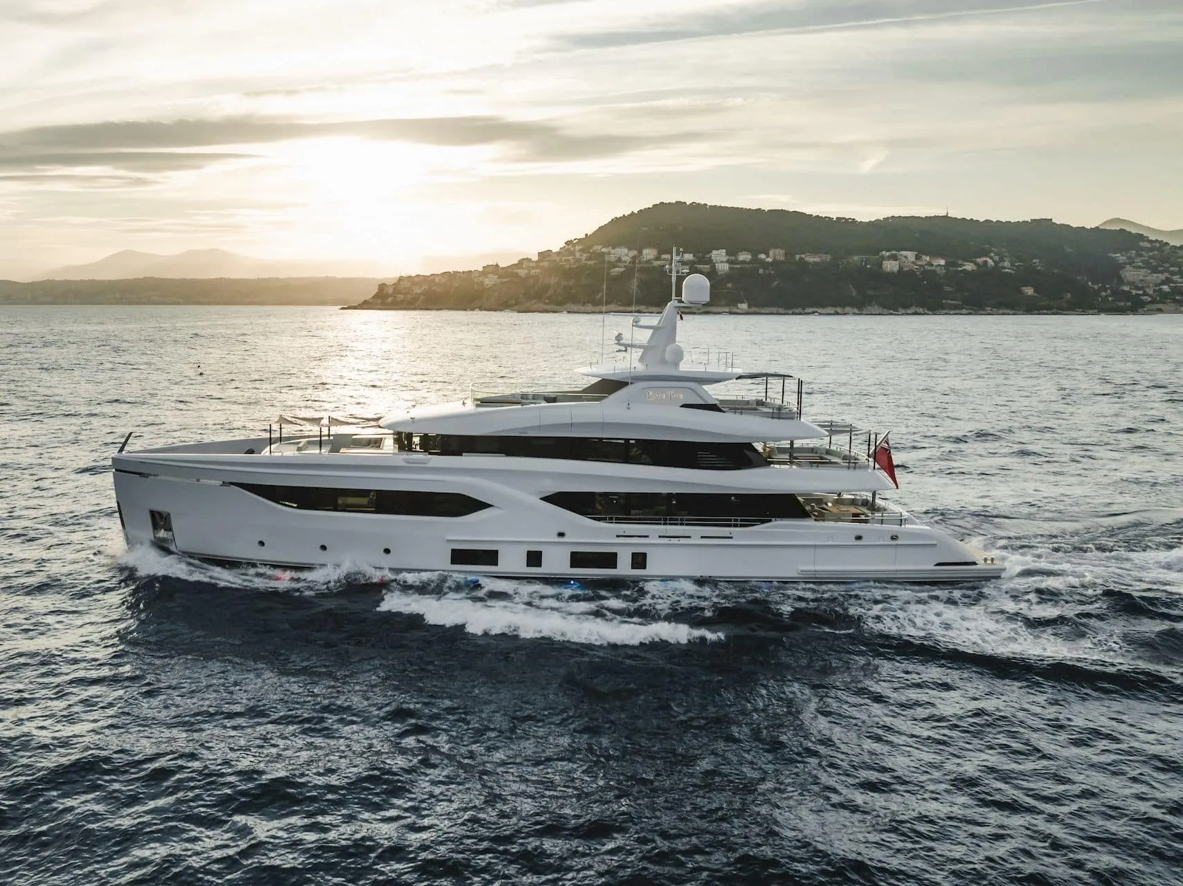 Extra Time 44.27m Conrad Shipyard motor yacht charter French Riviera photo 02