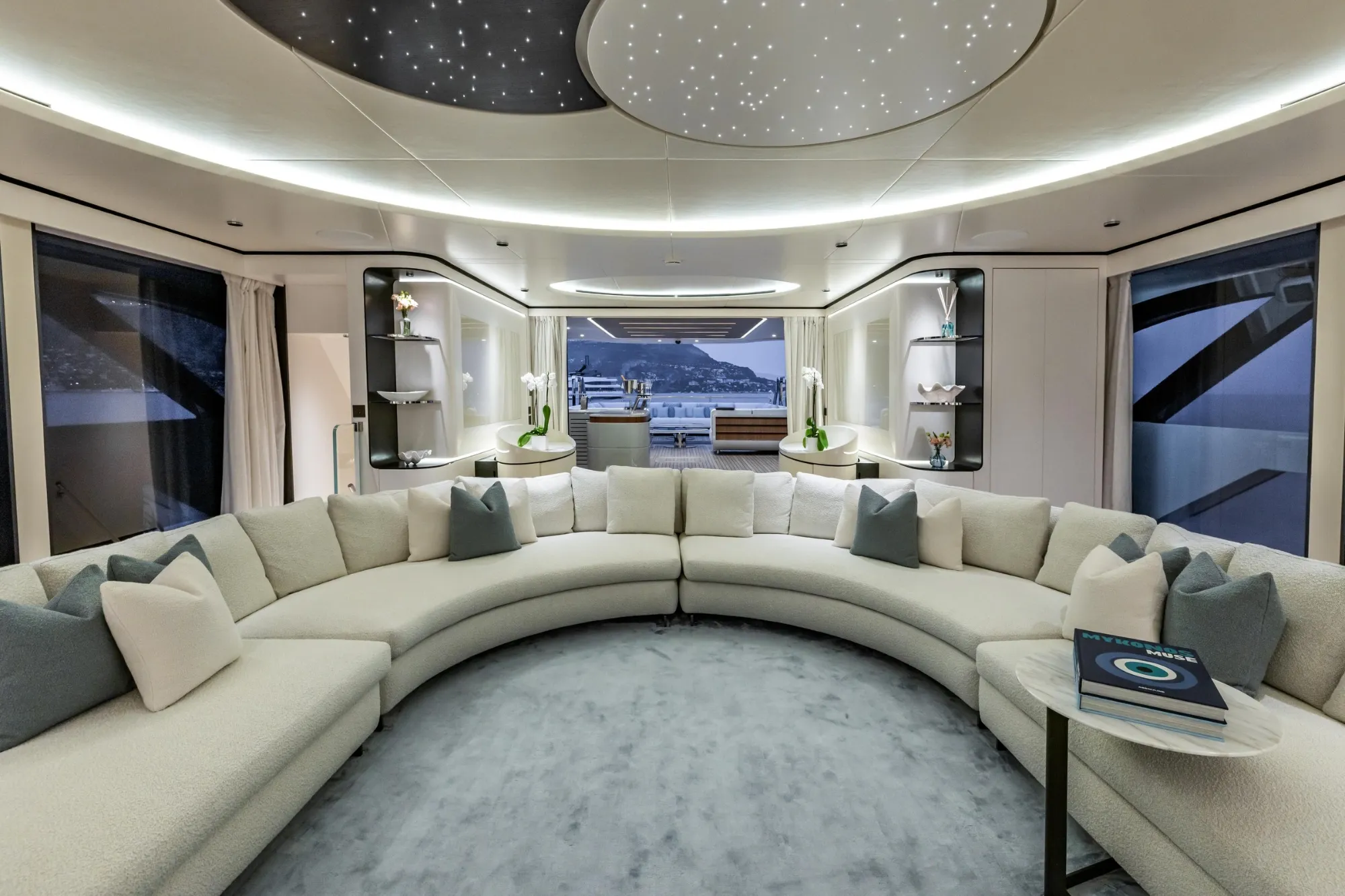 Felicità 50m Mangusta motor yacht charter French Riviera photo 28