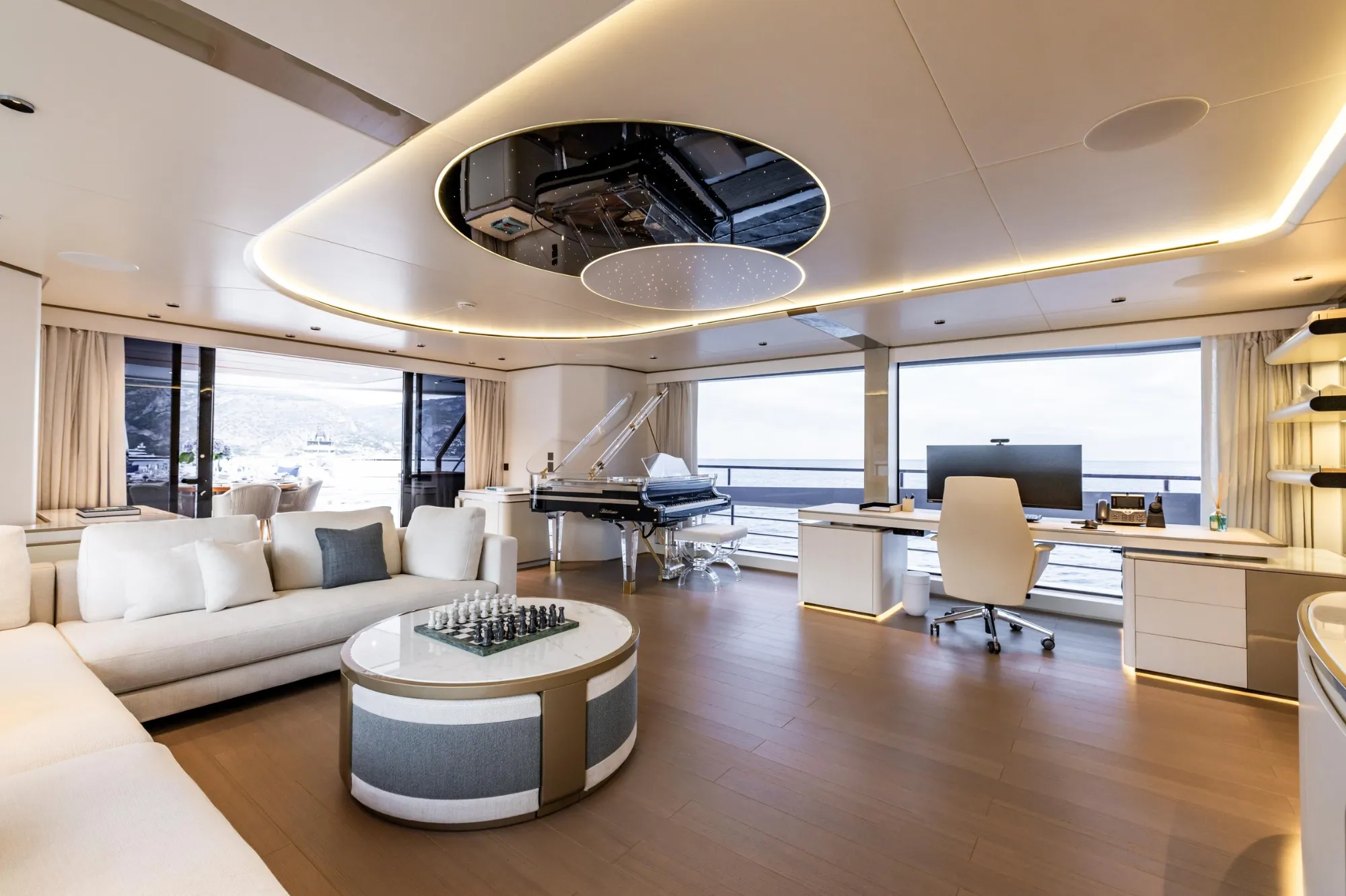 Felicità 50m Mangusta motor yacht charter French Riviera photo 31