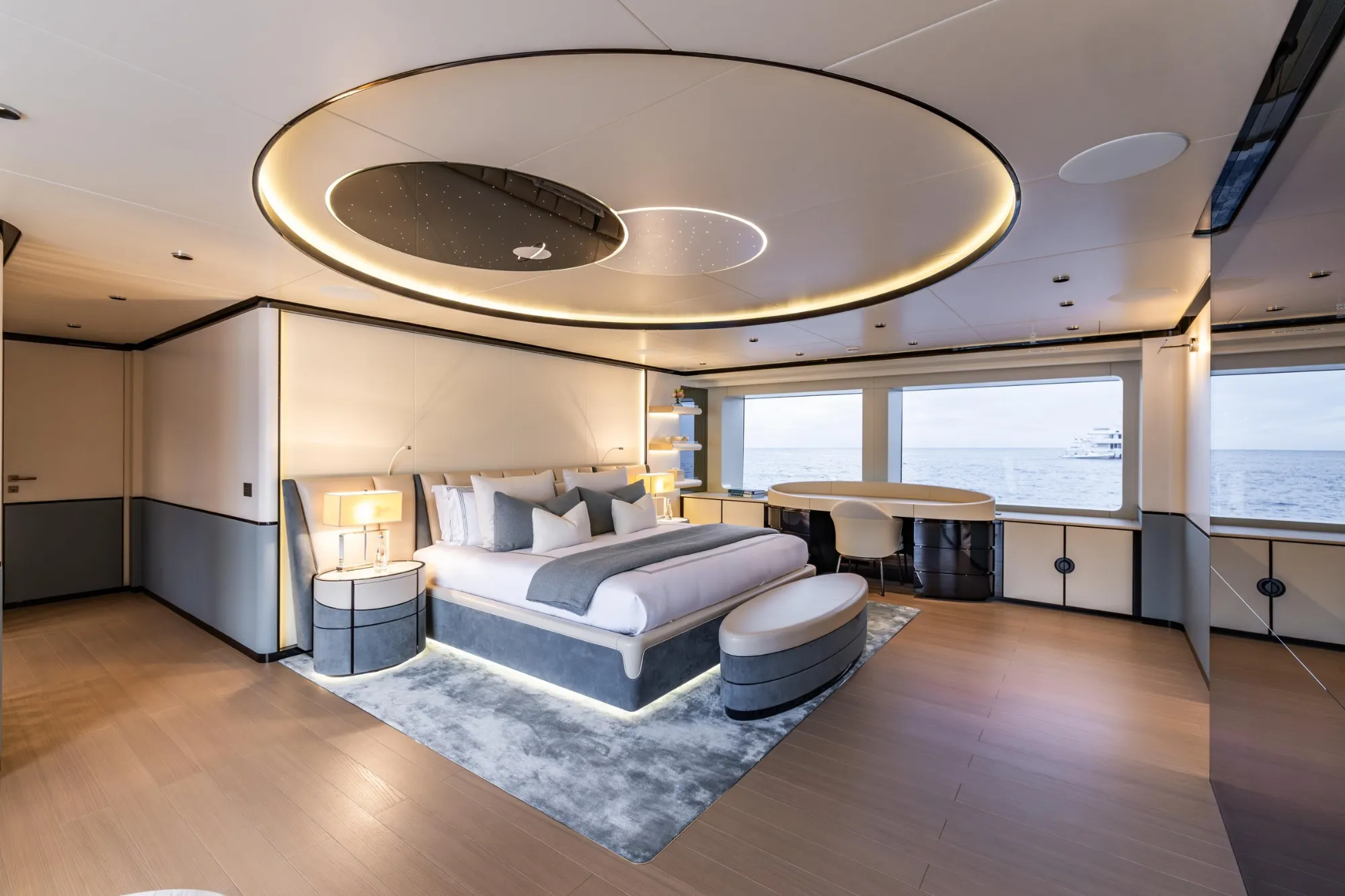 Felicità 50m Mangusta motor yacht charter French Riviera photo 40