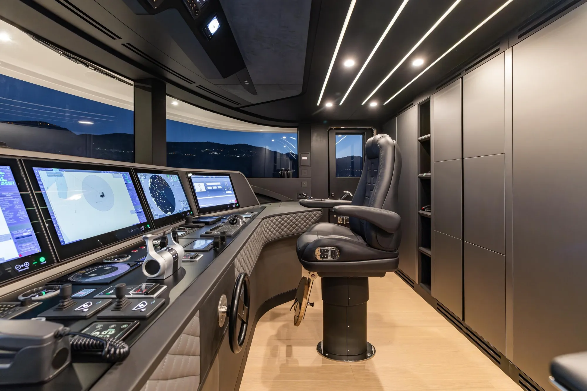 Felicità 50m Mangusta motor yacht charter French Riviera photo 49