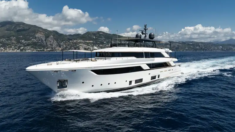 Grande Amore 44.2m Benetti motor yacht charter Greece photo 01