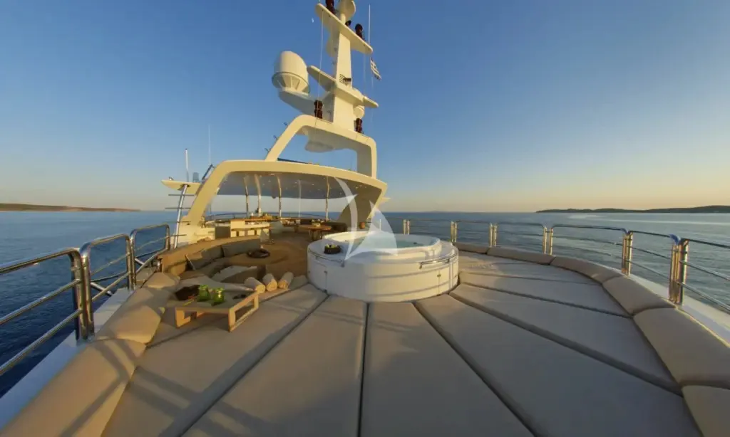 Grande Amore 44.2m Benetti motor yacht charter Greece photo 07