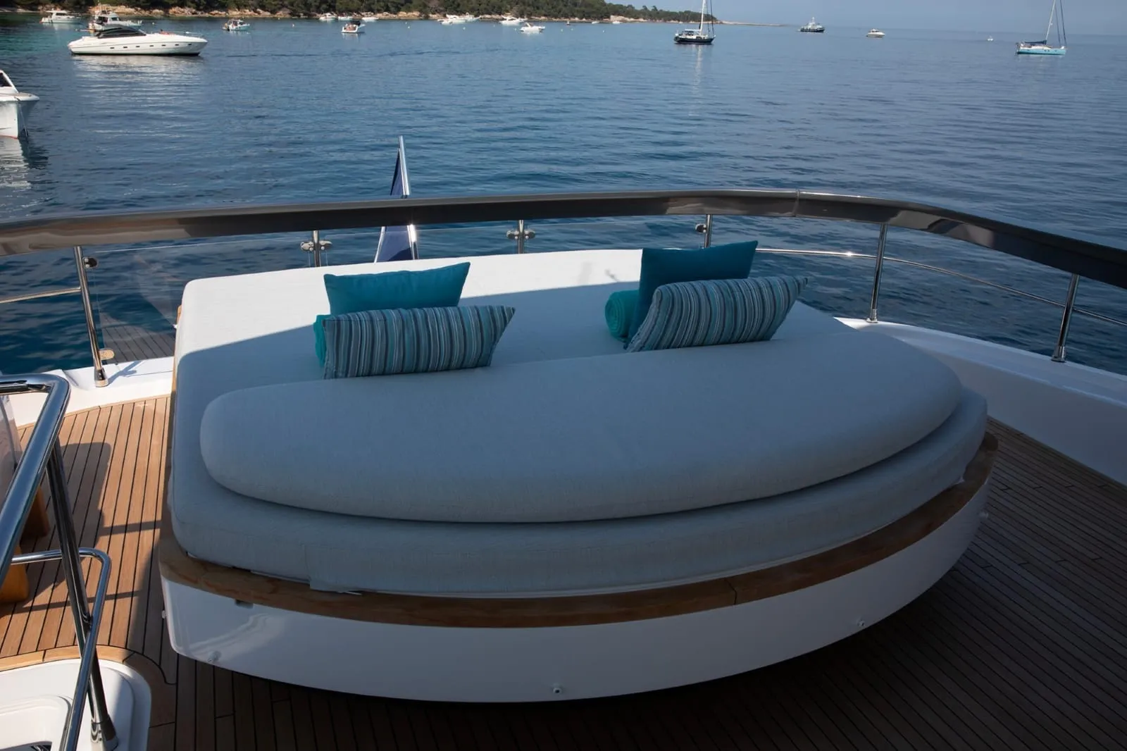 Imagine 25.42m Wajer motor yacht charter Ibiza photo 03