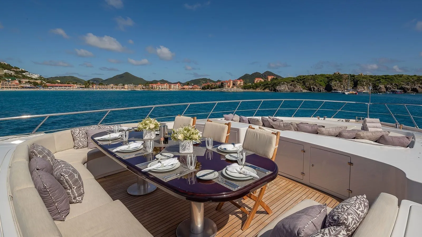 Jomar 39.65m Mangusta motor yacht charter French Riviera photo 06