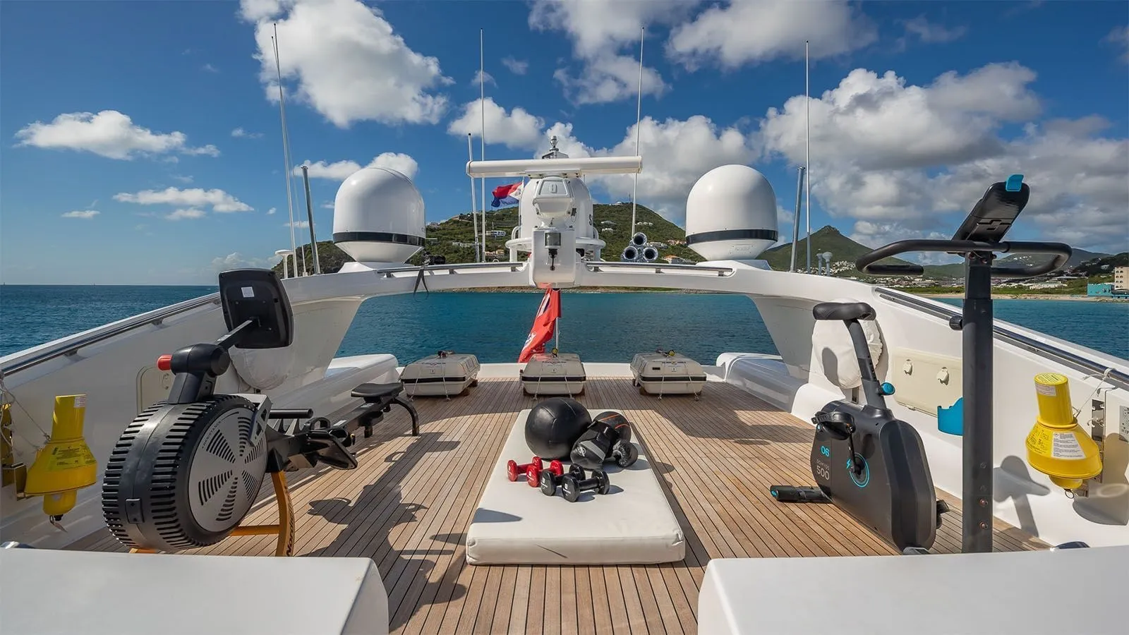 Jomar 39.65m Mangusta motor yacht charter French Riviera photo 07