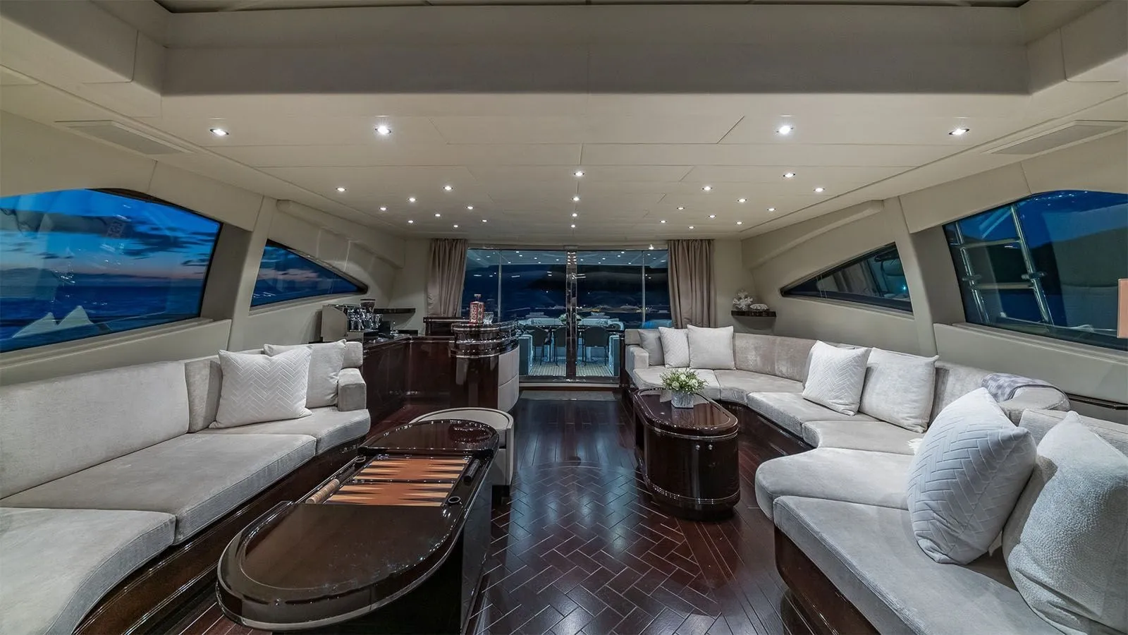 Jomar 39.65m Mangusta motor yacht charter French Riviera photo 08