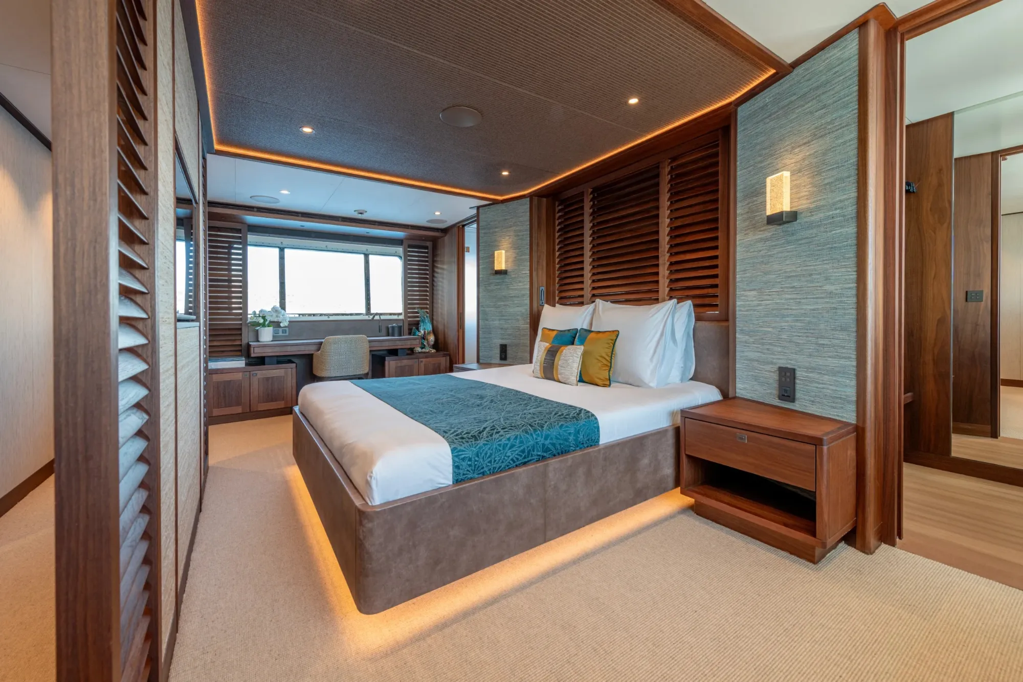Josephine I 36m Mulder motor yacht charter Mediterranean photo 59