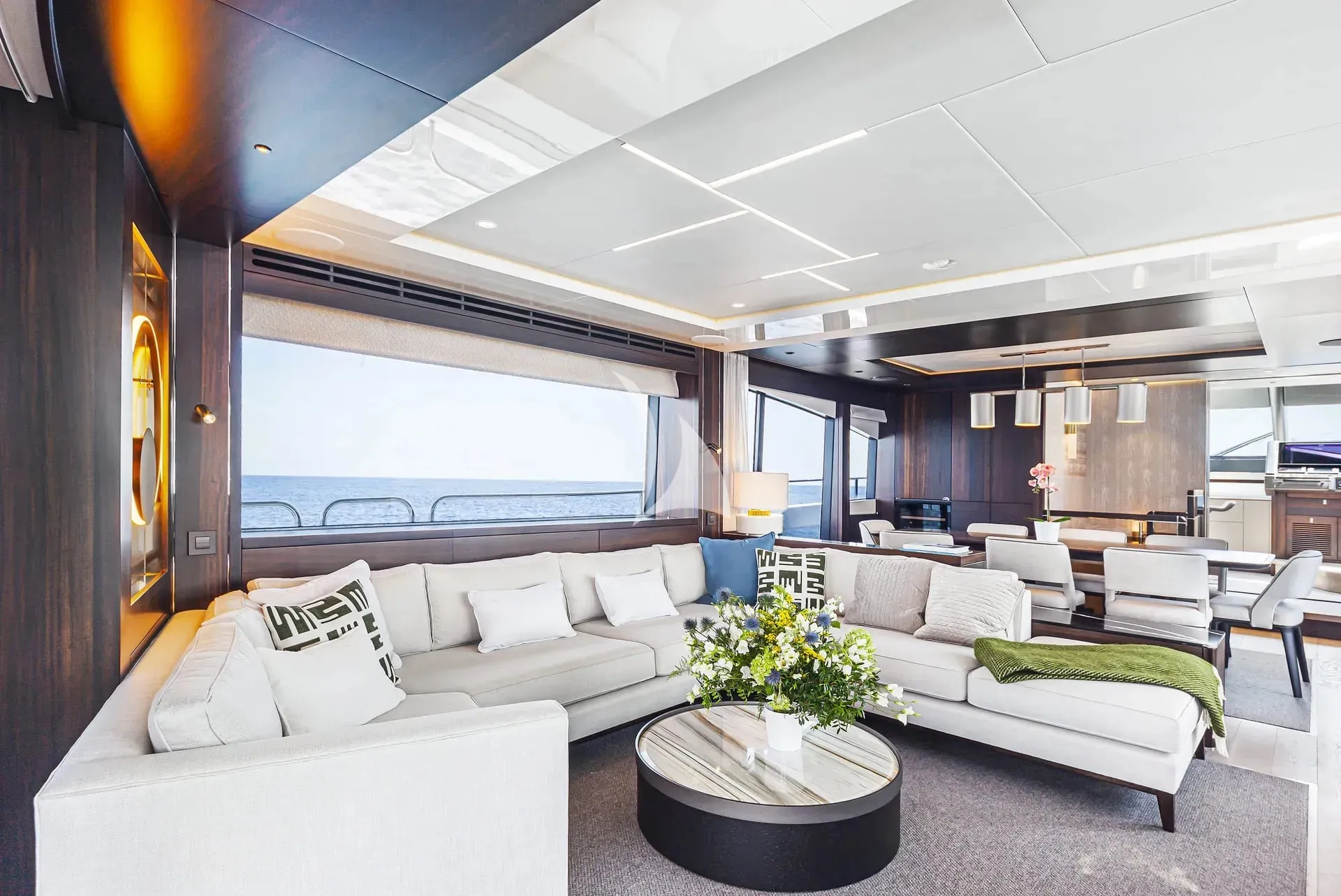 Junior 26.38m Sunseeker motor yacht charter Mallorca photo 11
