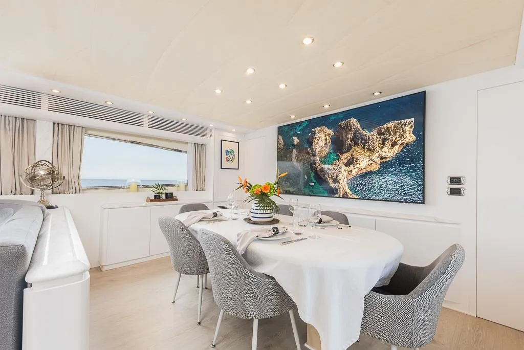 Kiawah II 30m Astondoa motor yacht charter Ibiza photo 10