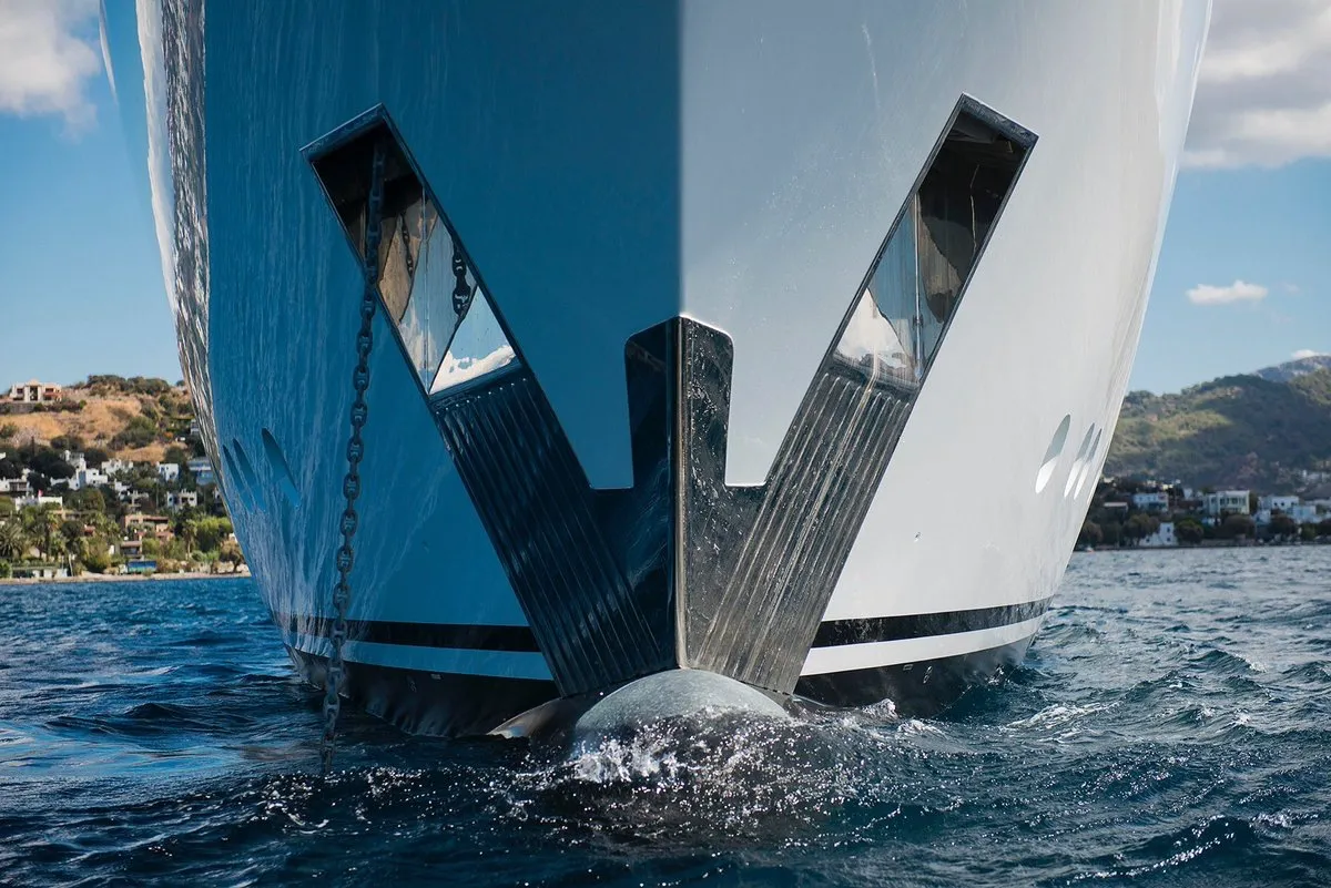Liquid Sky 47m CMB Yachts motor yacht charter French Riviera photo 18