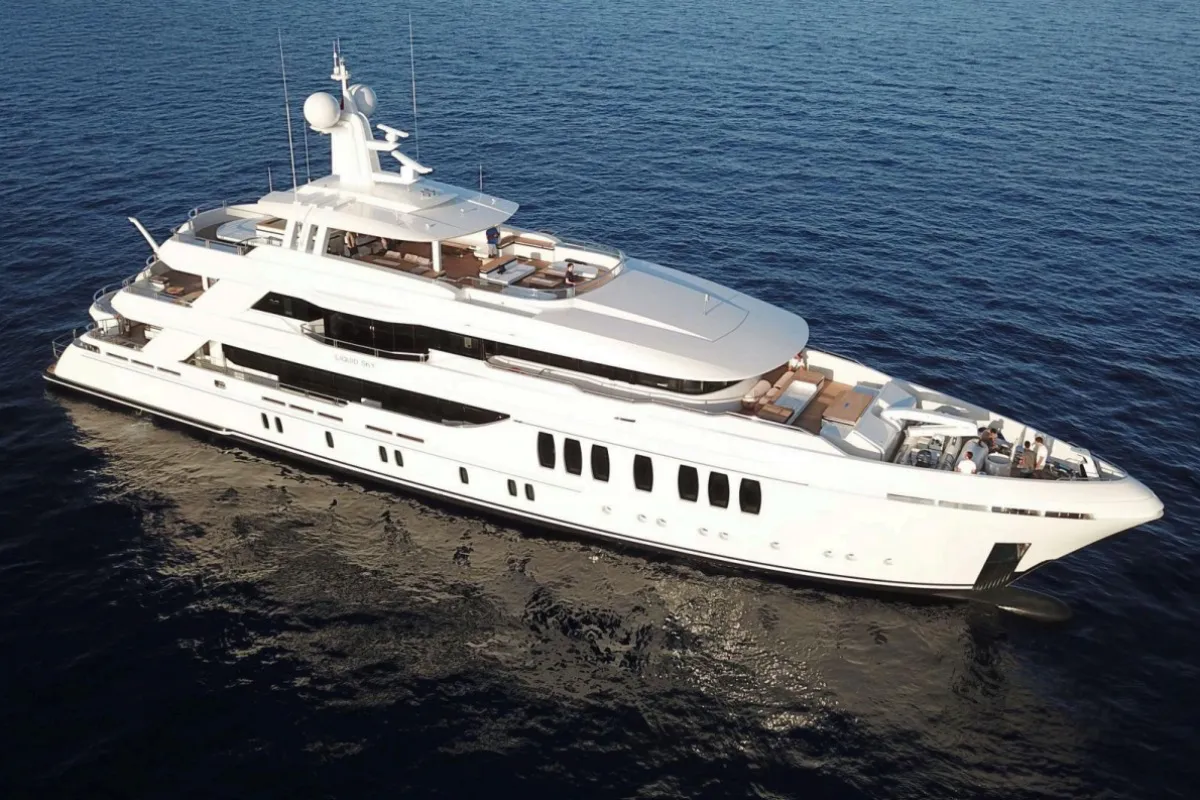 Liquid Sky 47m CMB Yachts motor yacht charter French Riviera photo 19