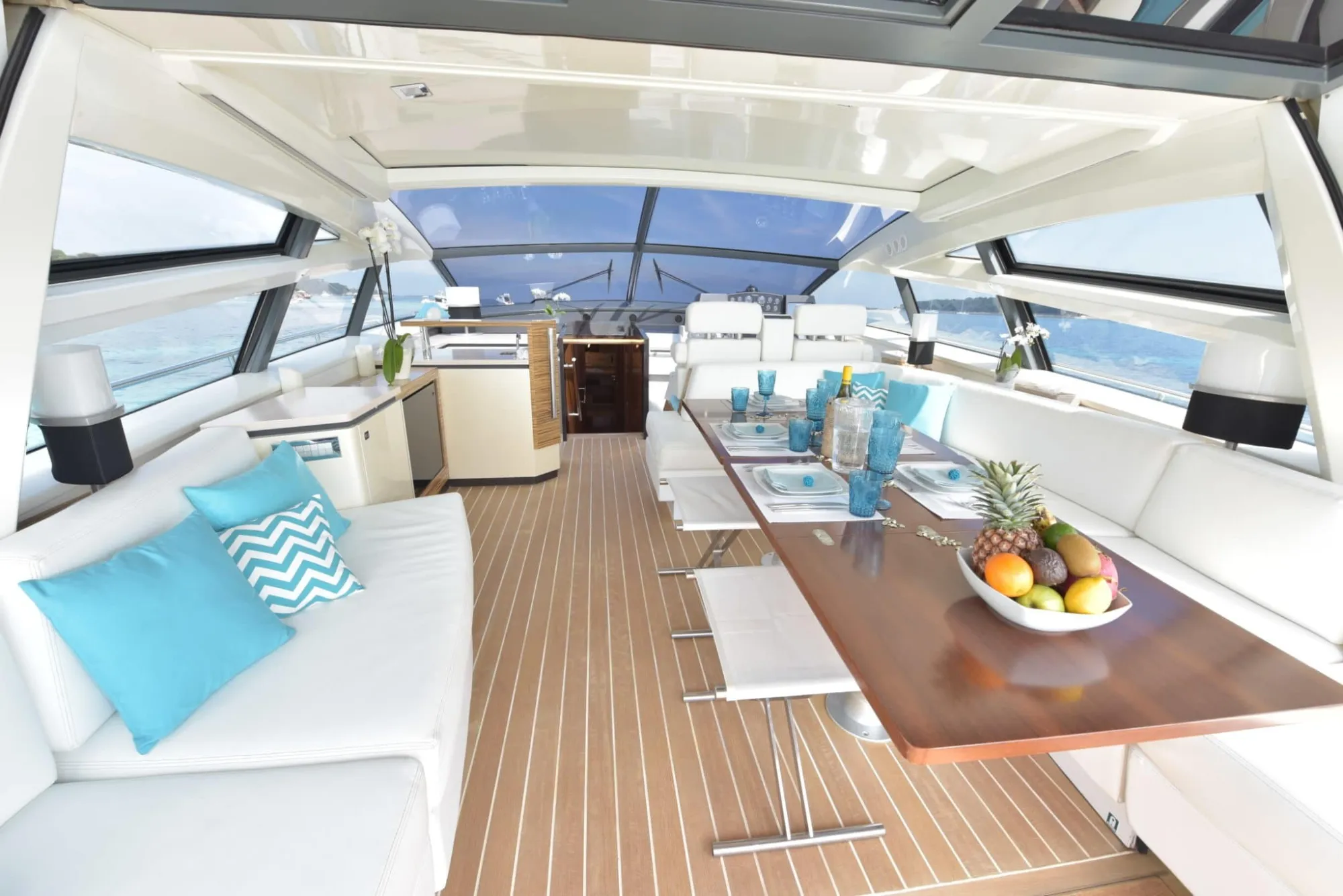 Little One 22m Baia Yachts motor yacht charter French Riviera photo 09