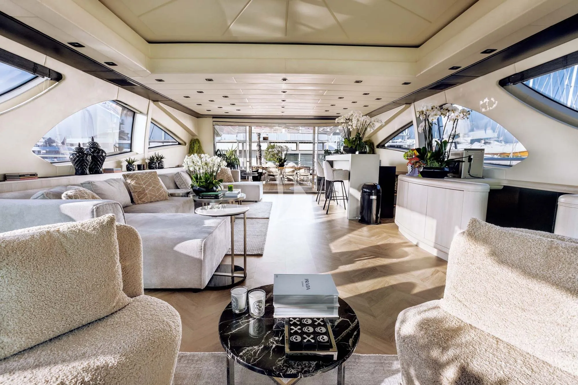 Mrs Grey 39.5m Mangusta motor yacht charter Ibiza photo 06