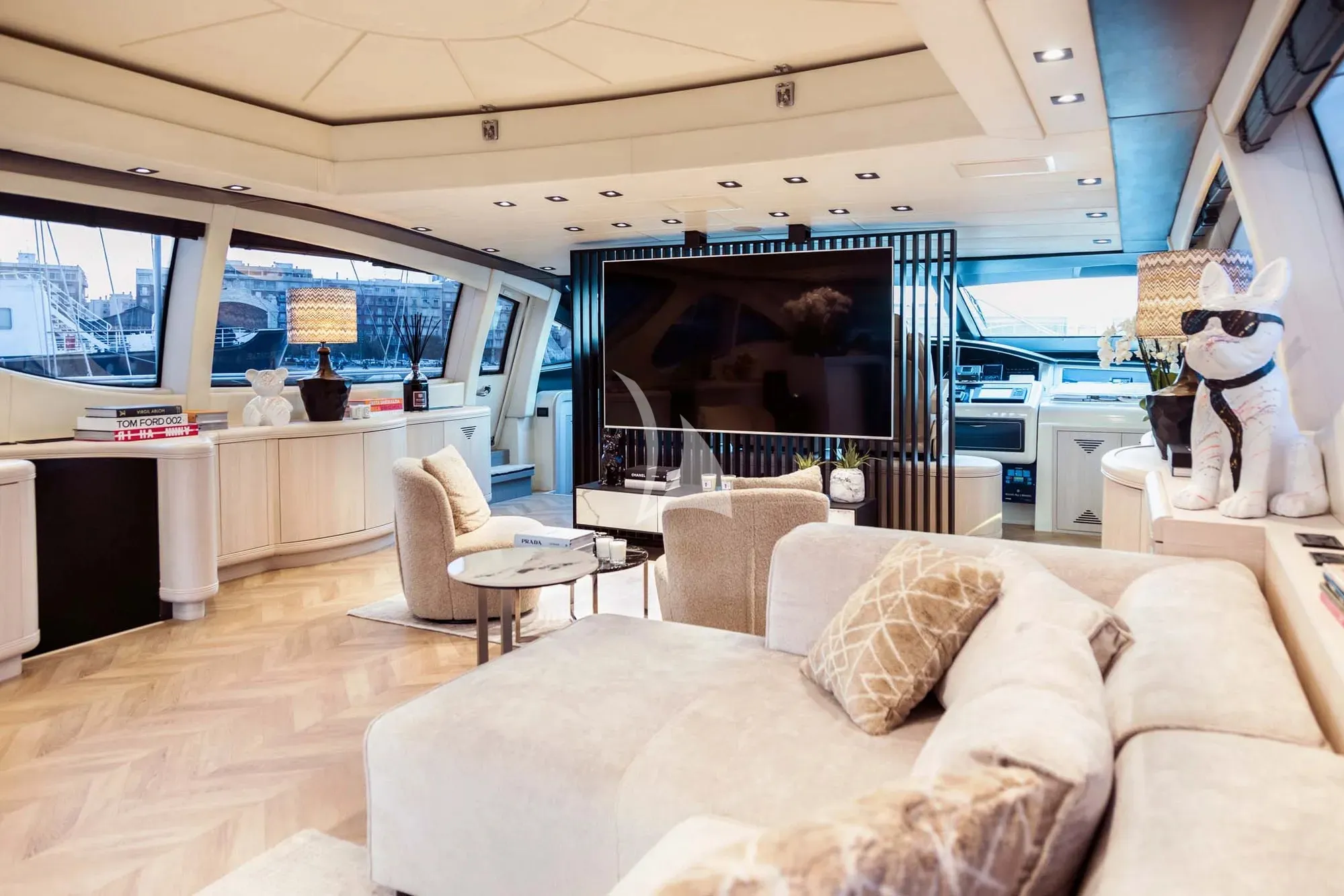 Mrs Grey 39.5m Mangusta motor yacht charter Ibiza photo 07