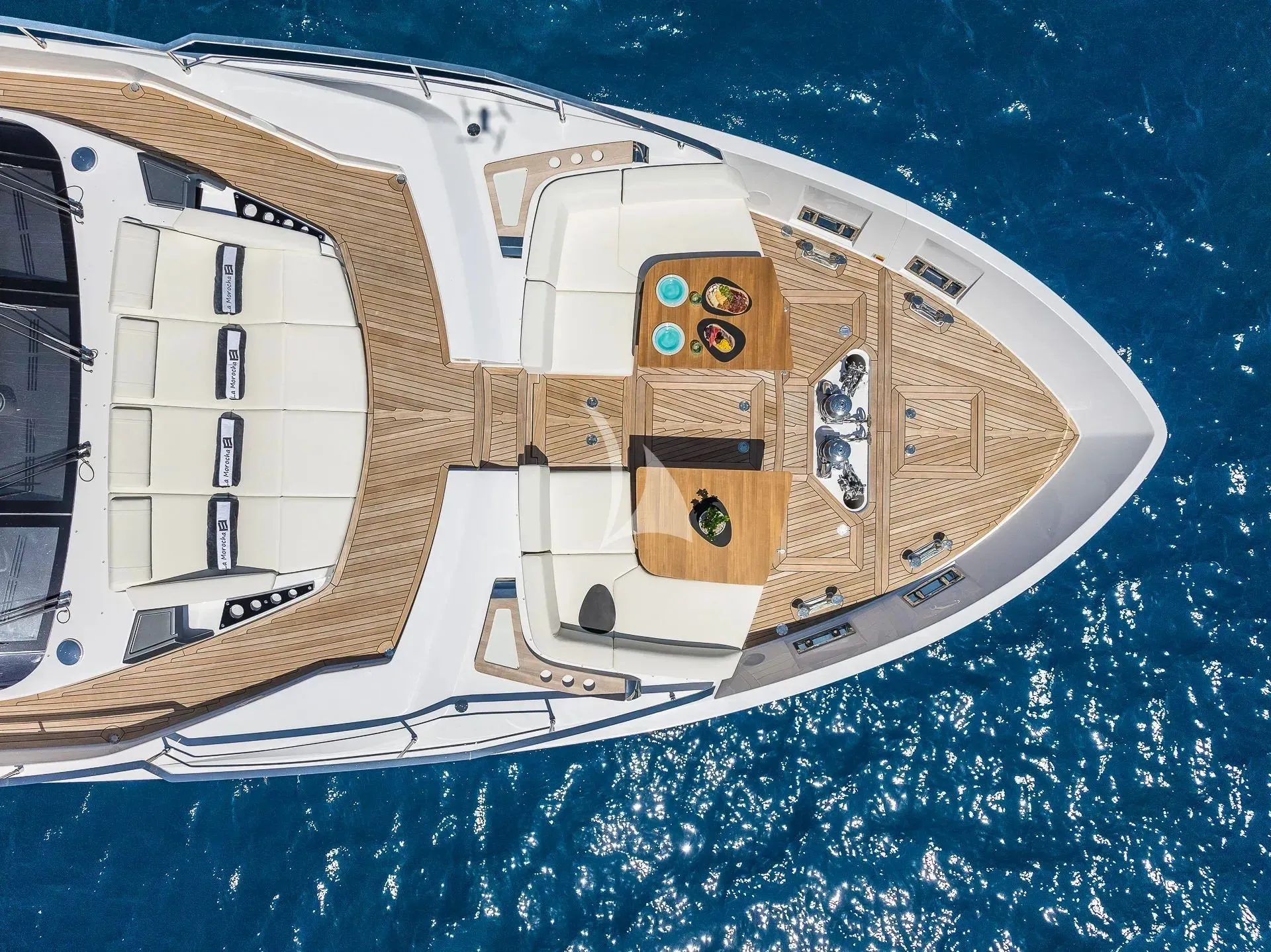 Nailu + 30.13m Ferretti Yachts motor yacht charter Mallorca photo 04